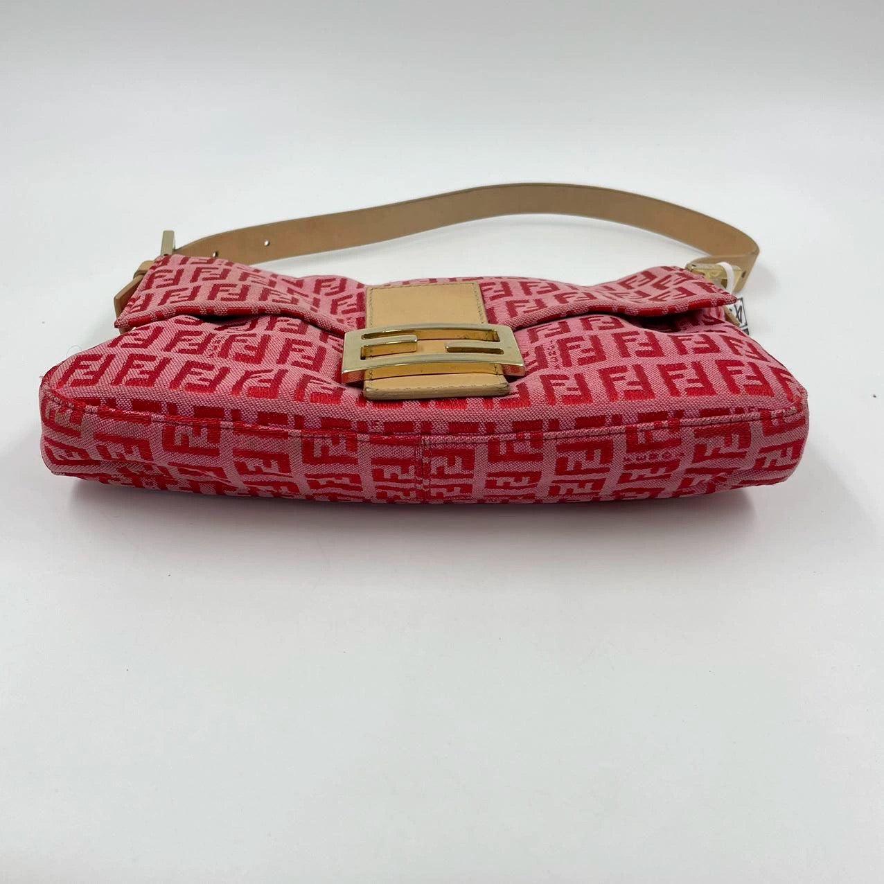 Fendi Baguette Pink Zucchino Monogram Shoulder Bag For Sale 1