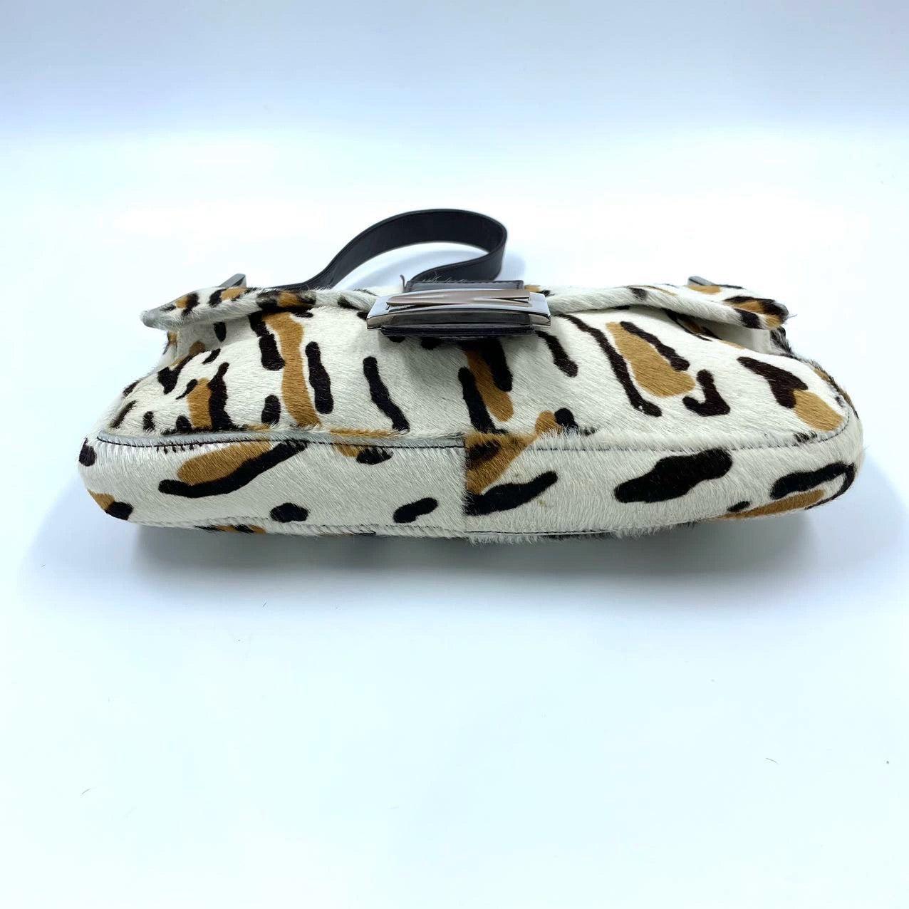 Fendi Baguette Pony hair in leopard print Brown For Sale 6