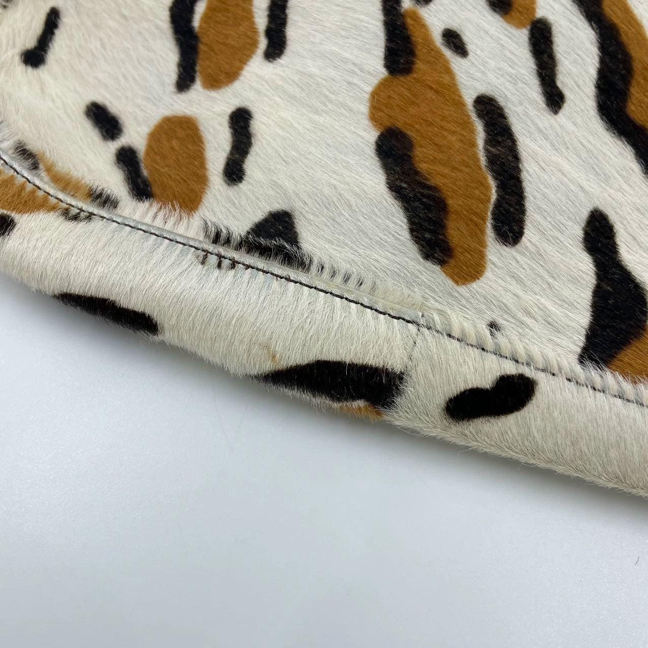 Fendi Baguette Pony hair in leopard print Brown For Sale 16