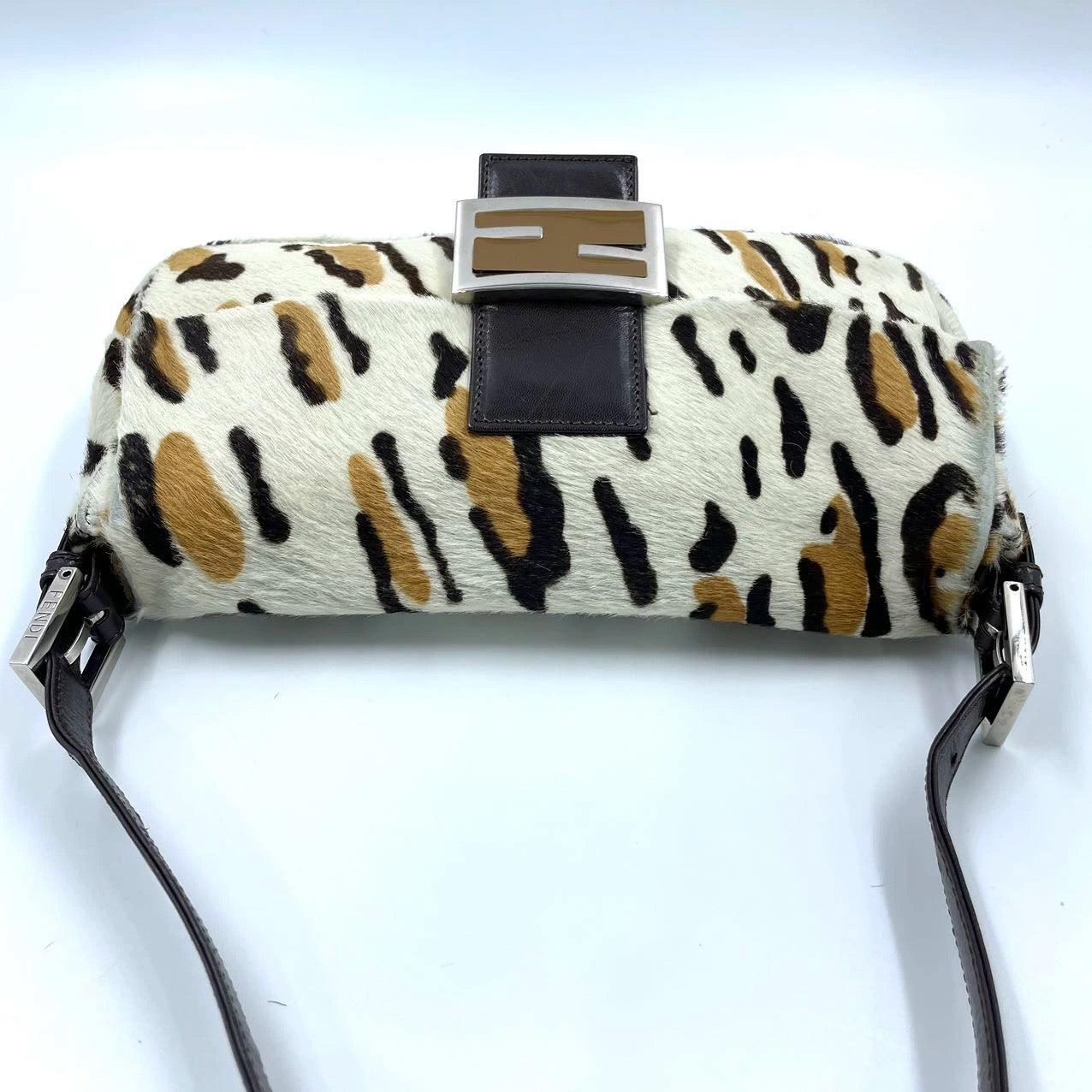 Fendi Baguette Pony hair in leopard print Brown For Sale 1