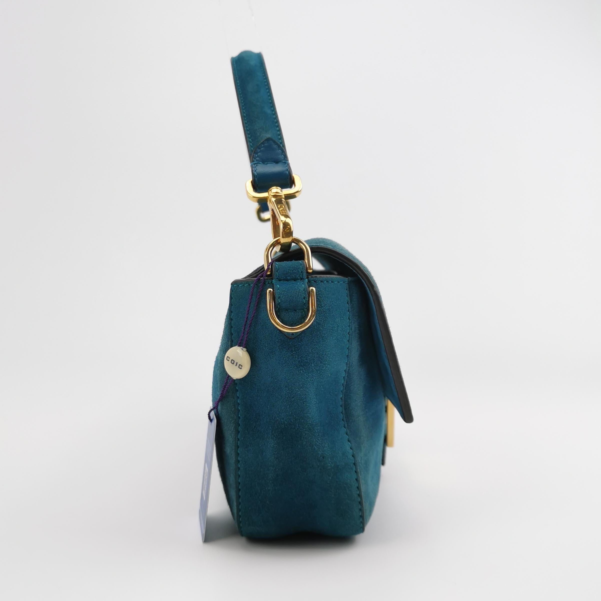 Fendi Baguette Selleria Sac à bandoulière en cuir daim Moyen Bleu sarcelle en vente 2