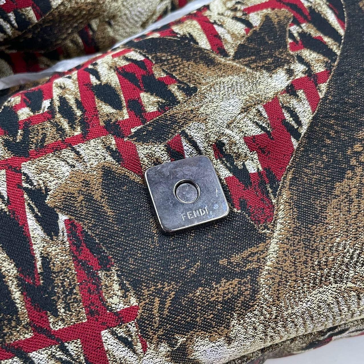 FENDI Baguette Vintage Bird Printed Multicolor Canvas Shoulder Bag For Sale 11