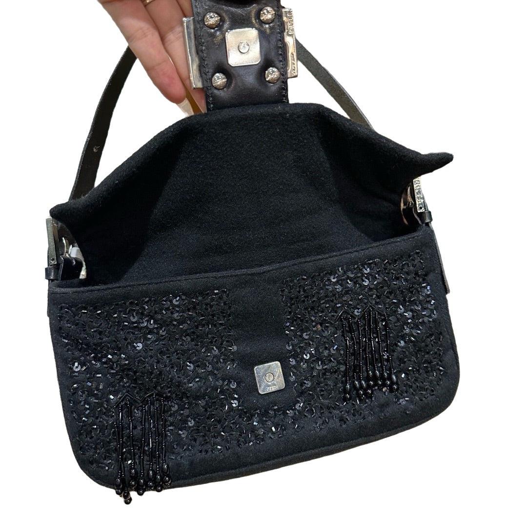 Bolso bandolera Fendi Baguette Vintage negro con cuentas en negro 1