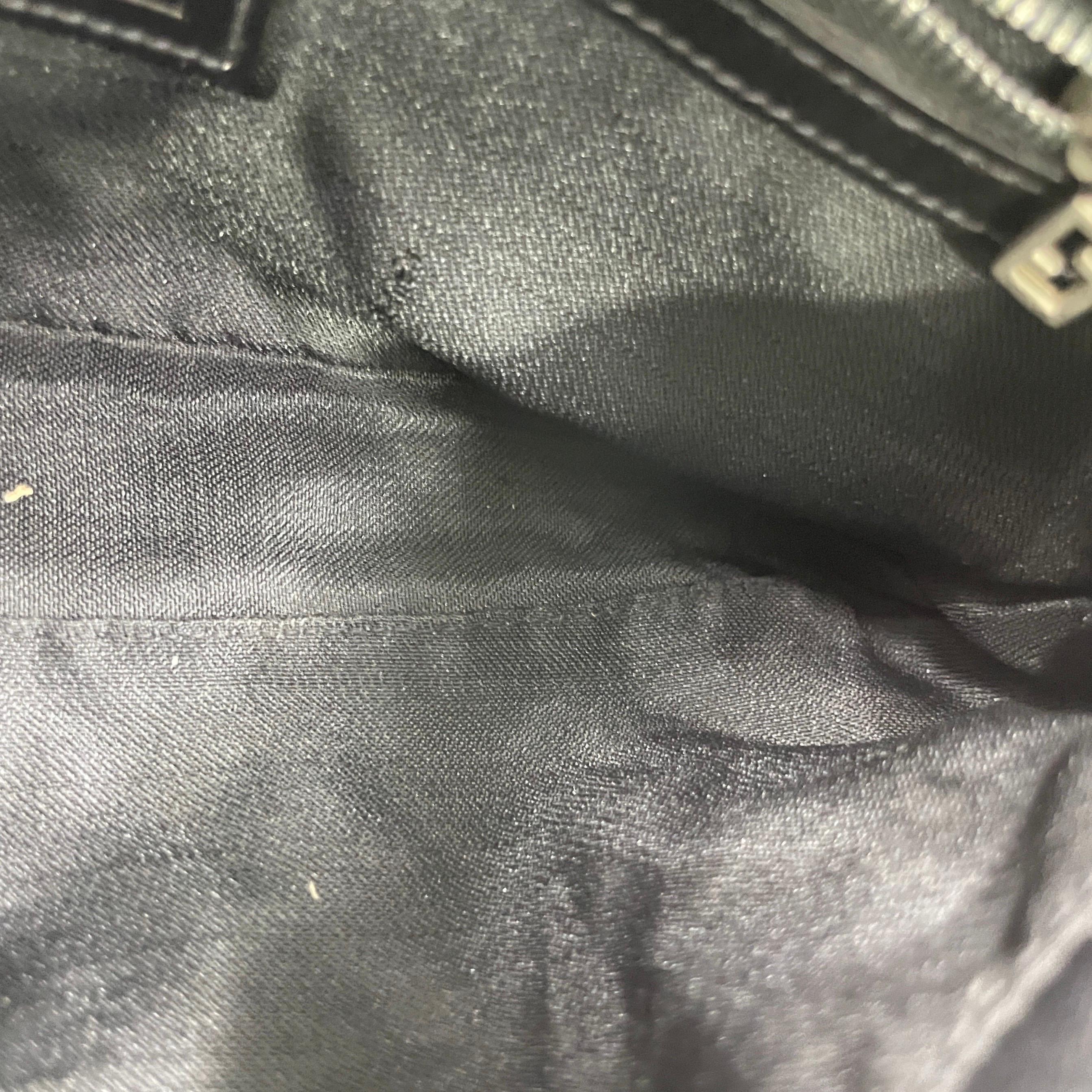 FENDI Baguette Vintage Schwarzes Tuch Silber Hardware mit Silberbeschlägen im Angebot 5