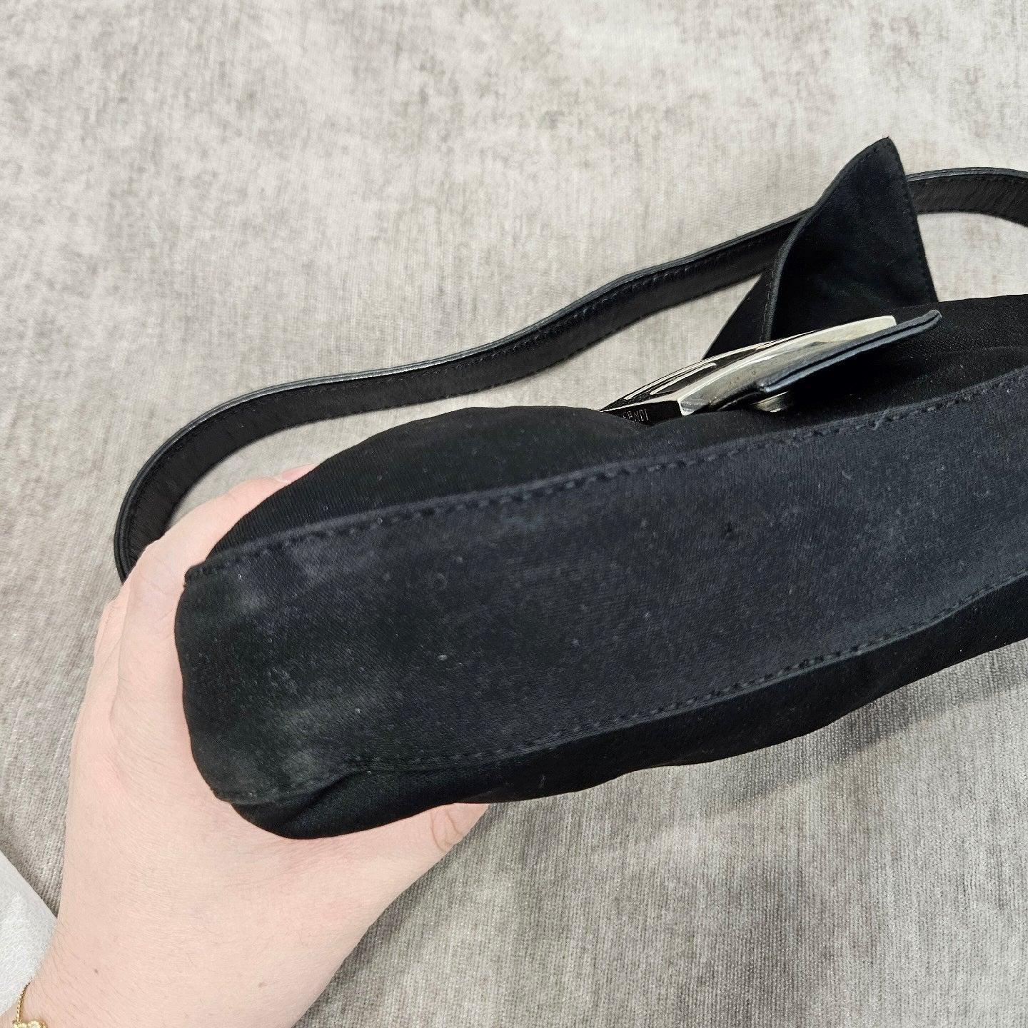 FENDI Baguette Vintage Black Cloth Silver Hardware Shoulder Bag 3
