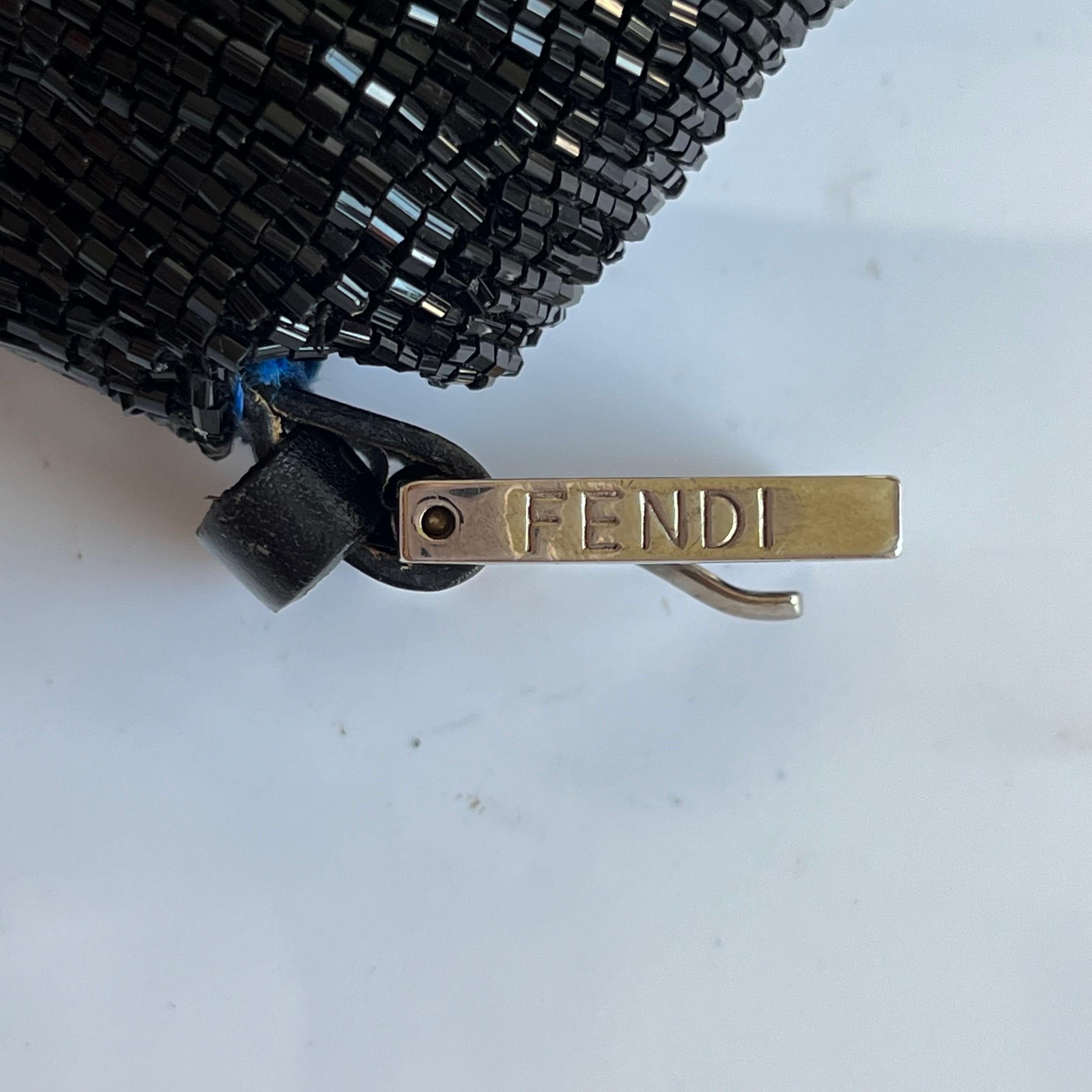 Fendi Baguette Vintage Schwarz Glitter Beads Umhängetasche Blau Seide Interieur im Angebot 12