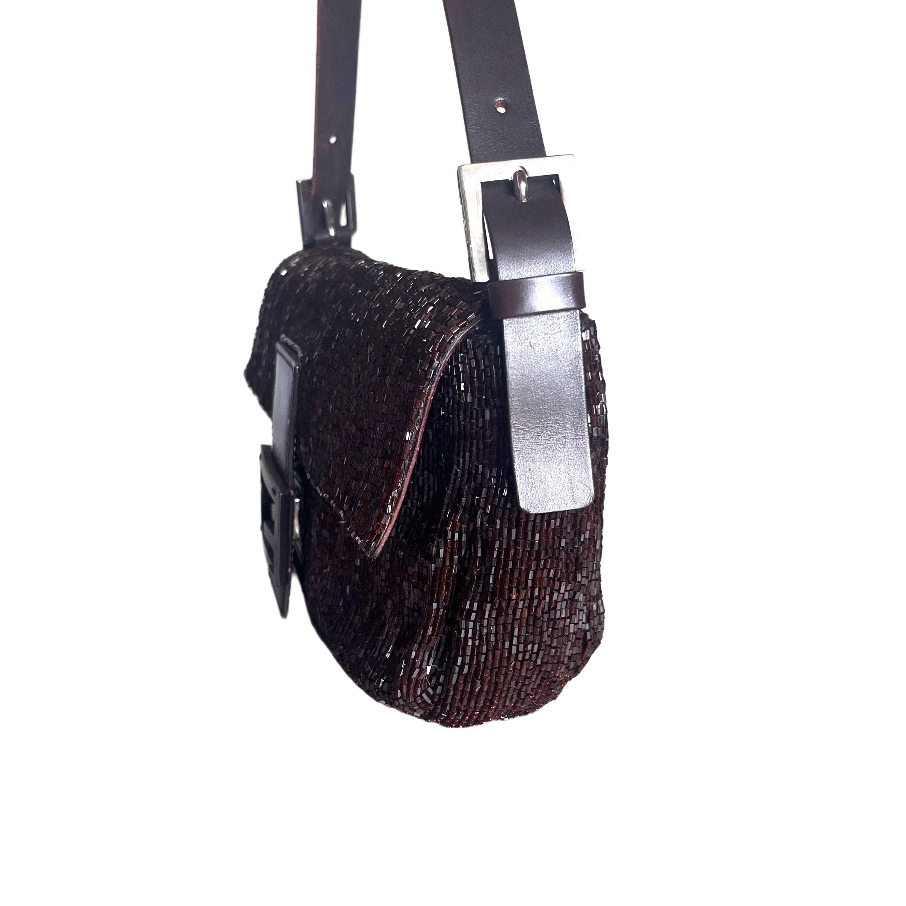 Fendi Baguette Vintage Chocolate Brown Glitter Beads In Excellent Condition In AUBERVILLIERS, FR