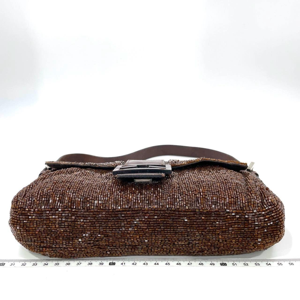 Fendi Baguette Vintage Dark Chocolate Brown Glitter Beads In Good Condition For Sale In AUBERVILLIERS, FR