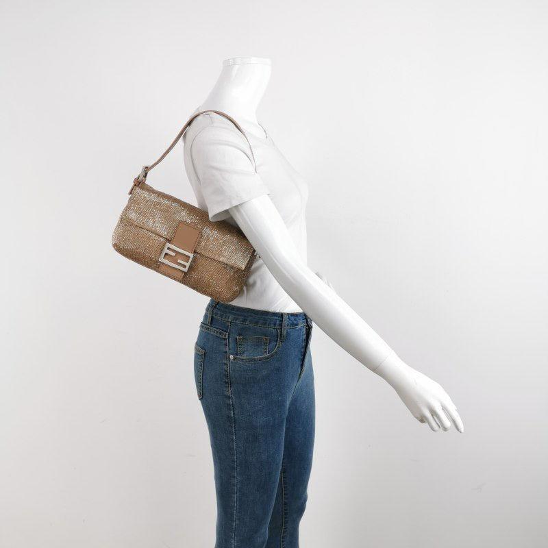 Fendi Baguette Vintage Light Pink Glitter Beads In Excellent Condition In AUBERVILLIERS, FR