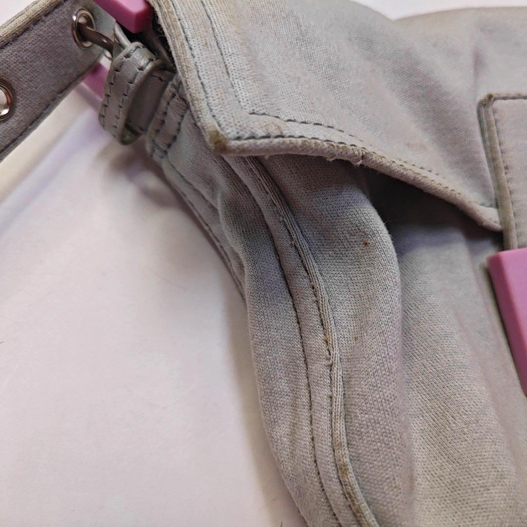 FENDI Baguette Vintage Pale Grey Cloth Pink Buckle For Sale 9