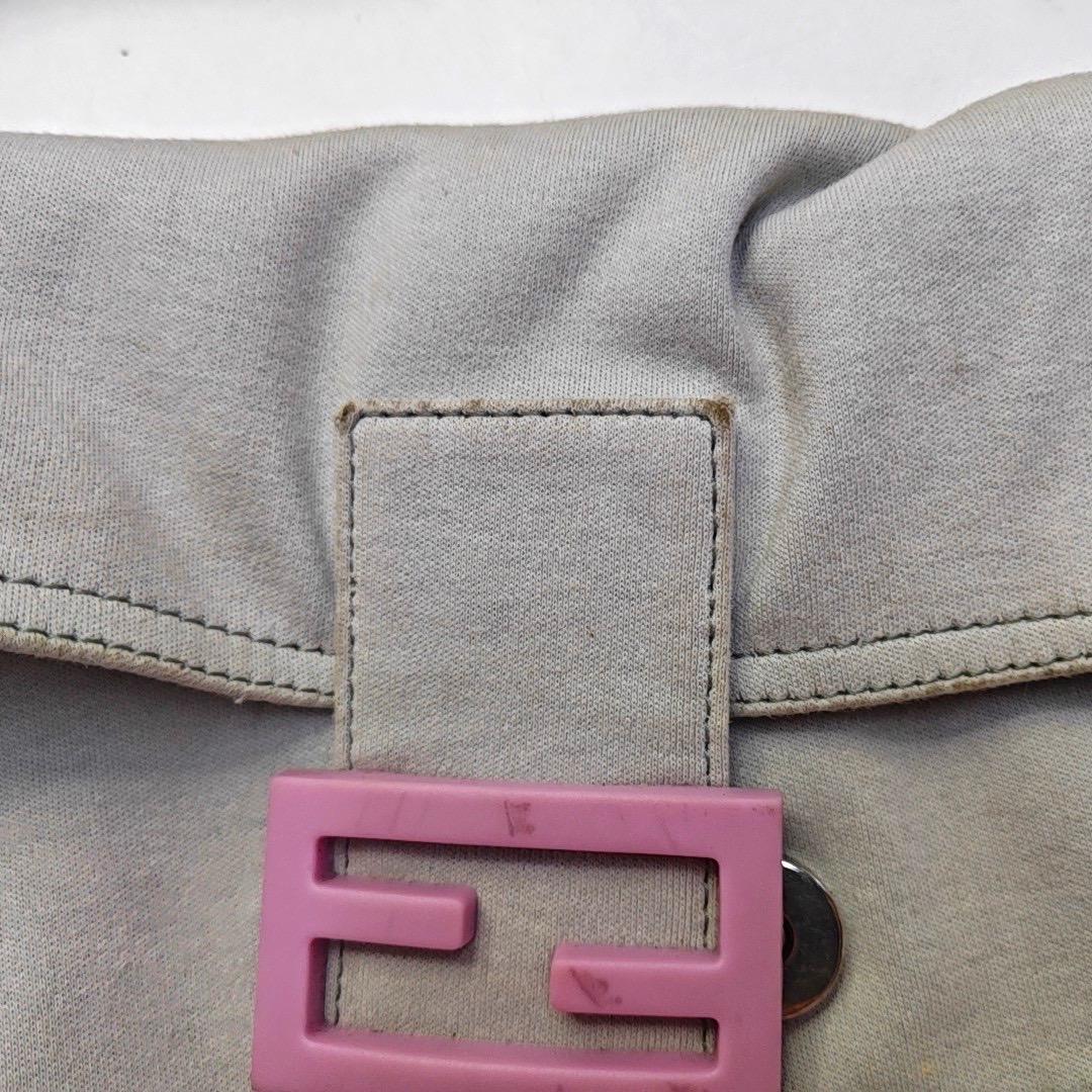 FENDI Baguette Vintage Pale Grey Cloth Pink Buckle For Sale 13