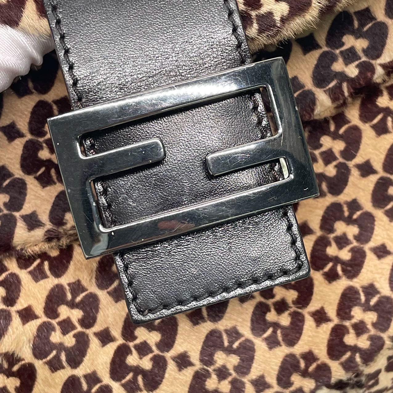 Fendi - Baguette Vintage - Sac à bandoulière à double rabat en poils de poney en vente 6