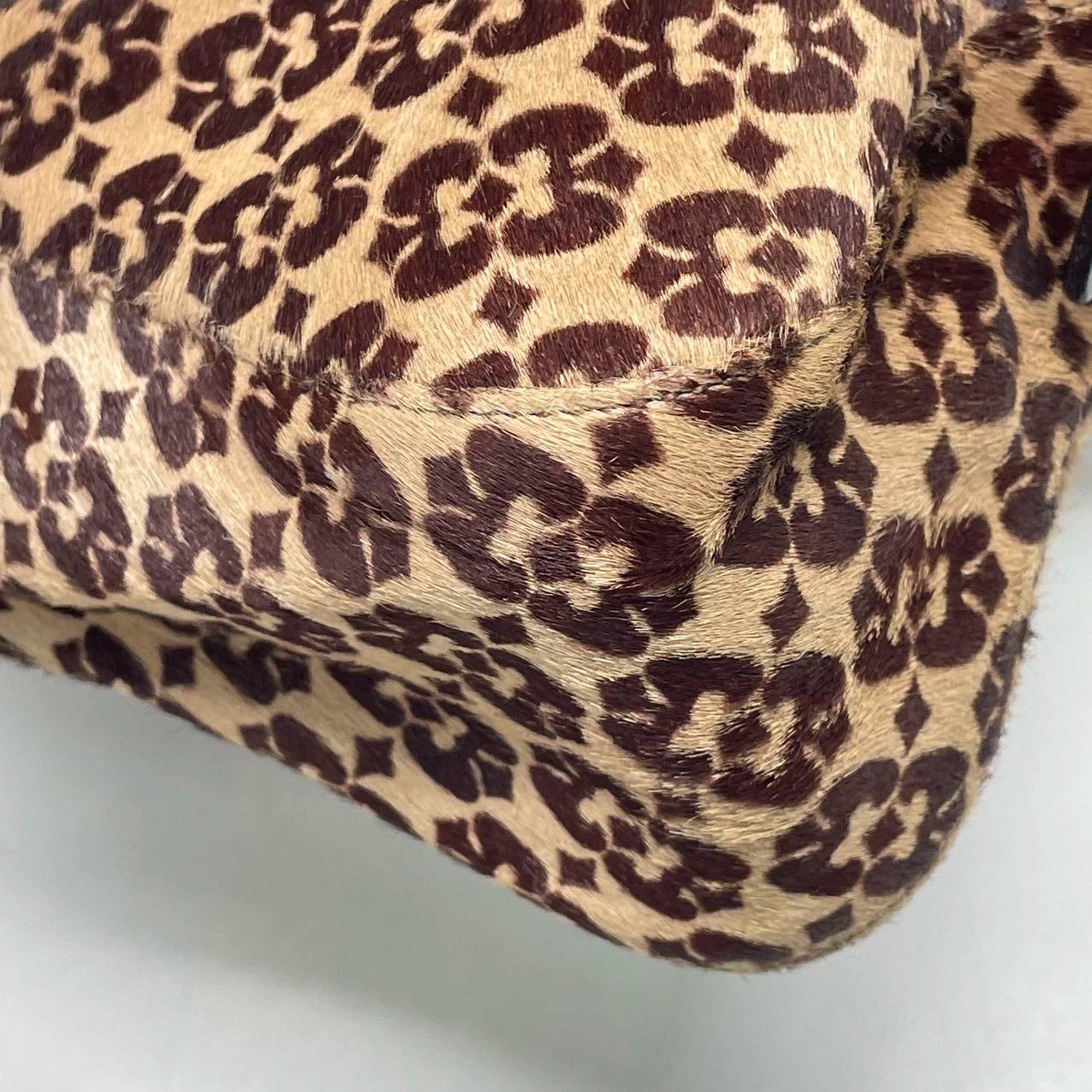 Fendi - Baguette Vintage - Sac à bandoulière à double rabat en poils de poney en vente 8