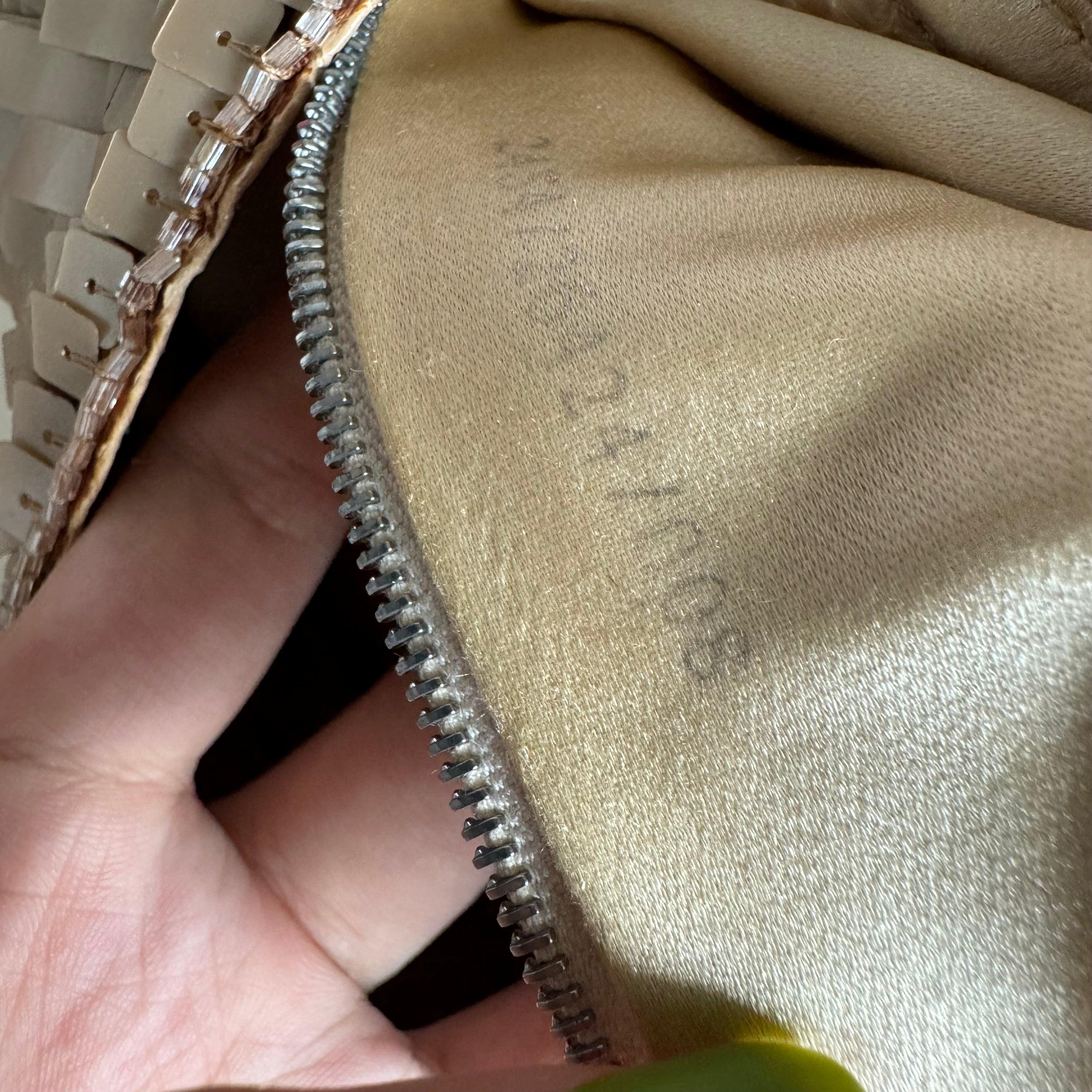 Fendi Baguette Vintage Raro Coleccionable Lentejuelas doradas y piel de pitón 14