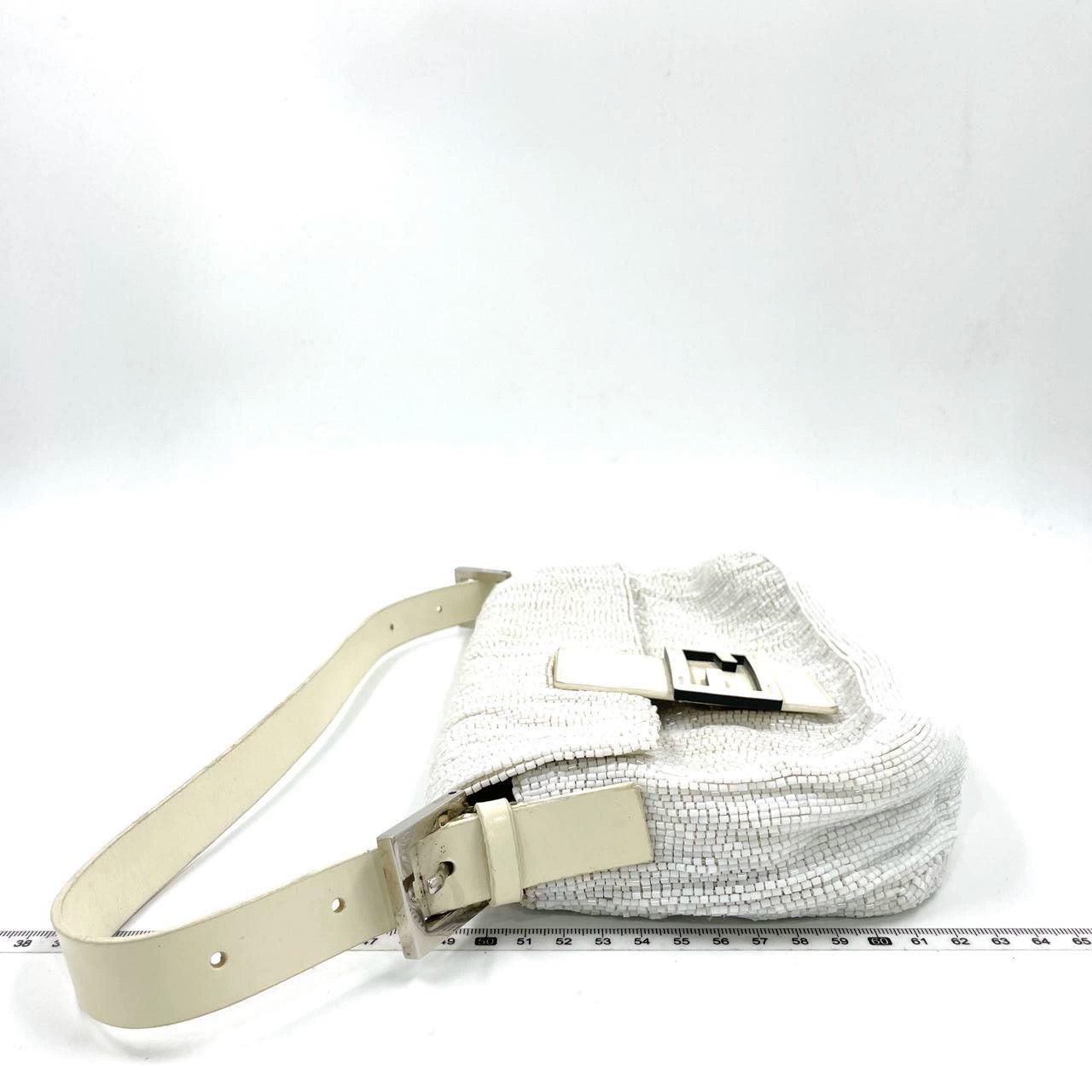 Fendi Baguette Vintage White Glitter Beads Brown Leather In Good Condition In AUBERVILLIERS, FR