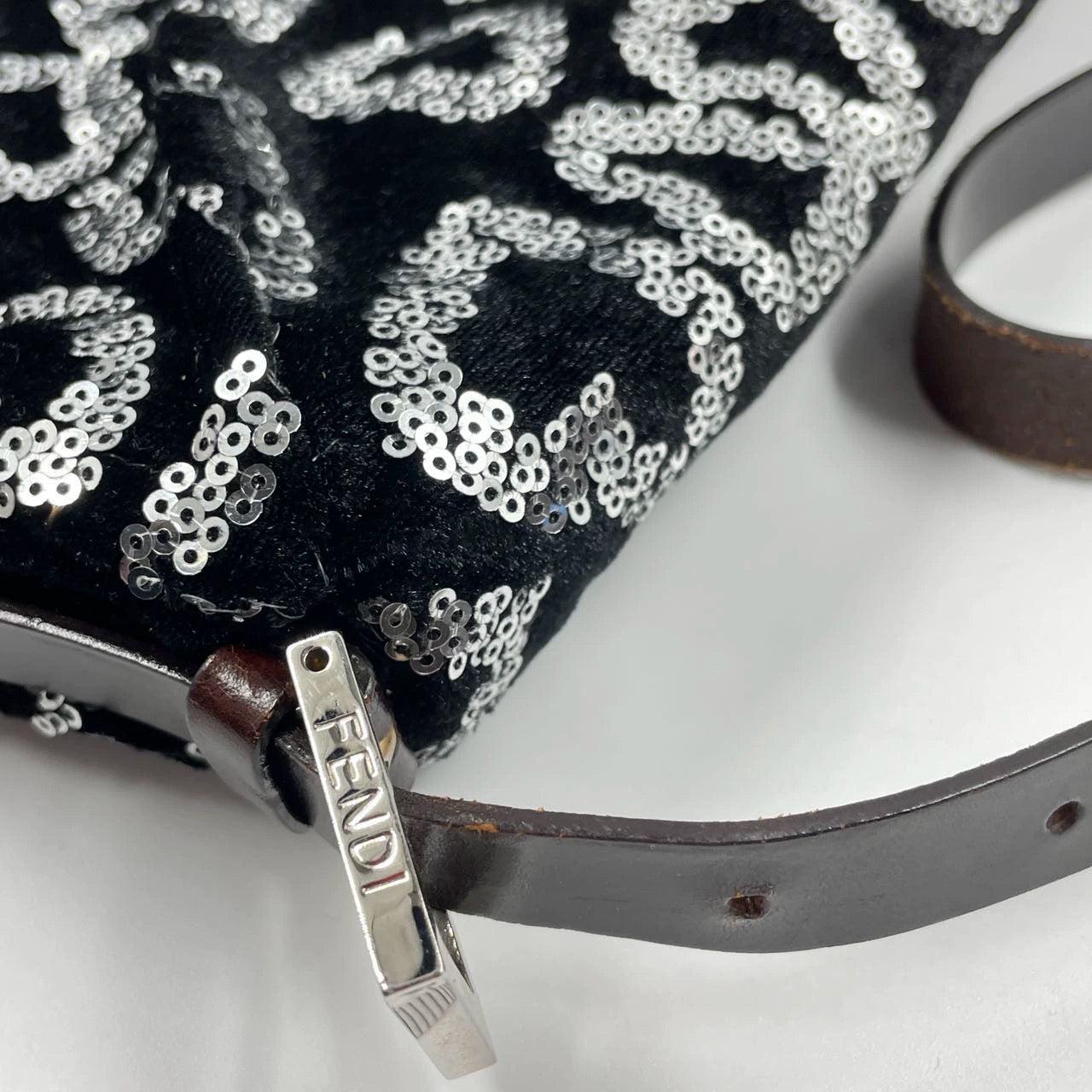 FENDI Baguette White Heart Shaped Sequin Black Shoulder Bag For Sale 10