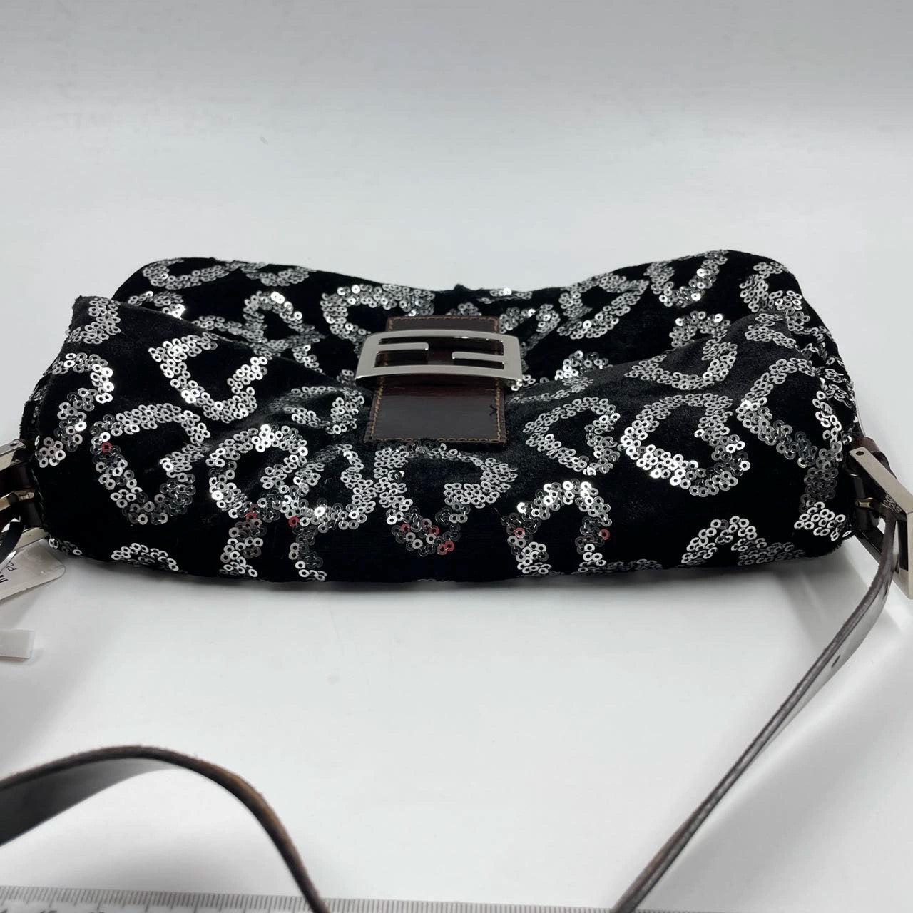 FENDI Baguette White Heart Shaped Sequin Black Shoulder Bag For Sale 3