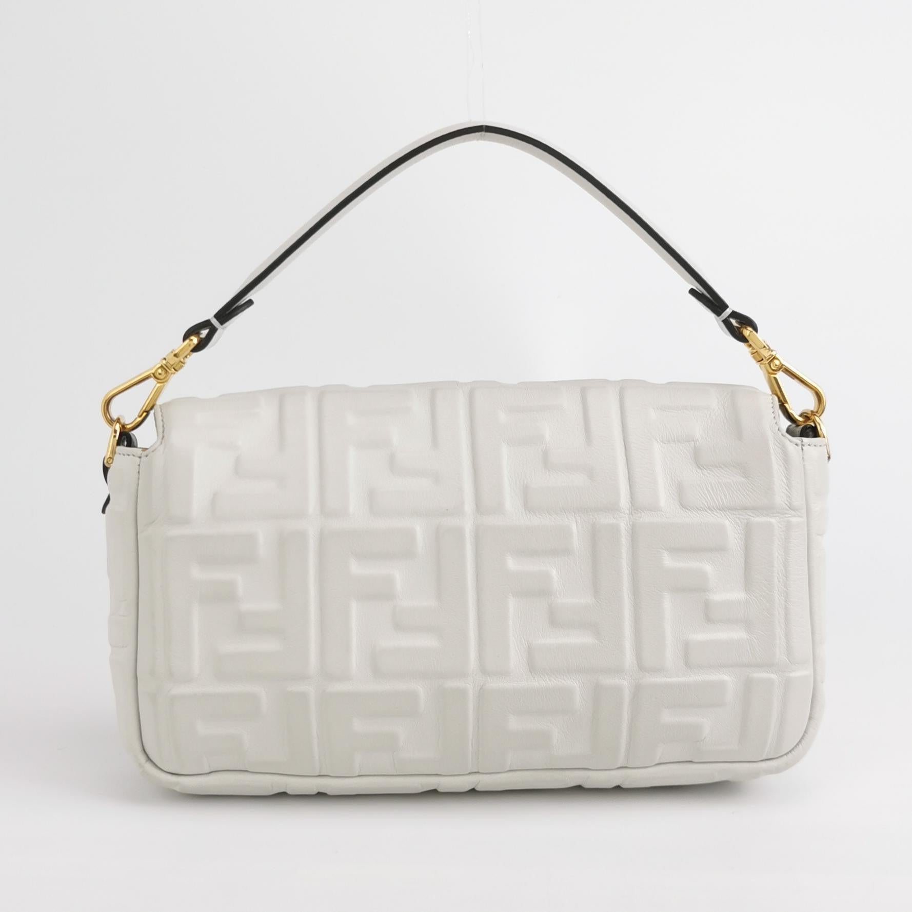 Women's Fendi Baguette White Lambskin Leather Crossbody Bag Medium For Sale