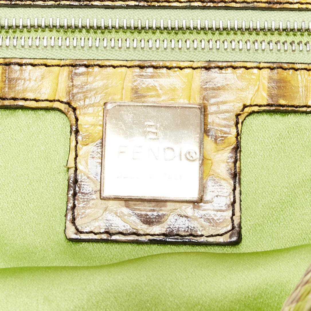FENDI Baguette Gelbe Umhängetasche aus Leder mit Spiegelperlen FF Logo undombre-Schultertasche im Angebot 6