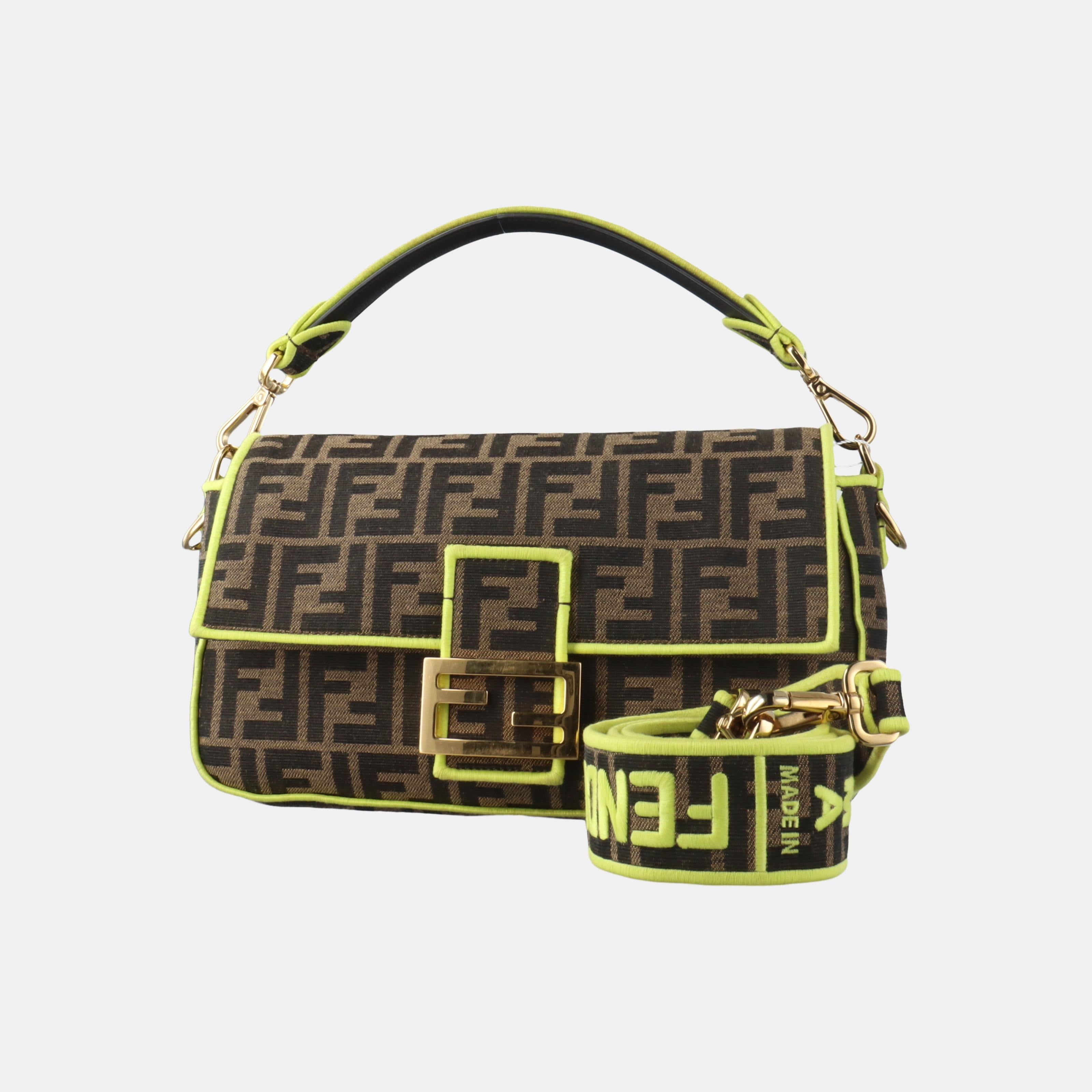 FENDI Baguette Zucca Monogram Canvas with Lime Neon Trimming Medium In Good Condition In AUBERVILLIERS, FR