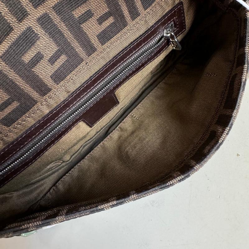 Fendi Baguette Zucca Monogram with Shell Floral Embroidery For Sale 7