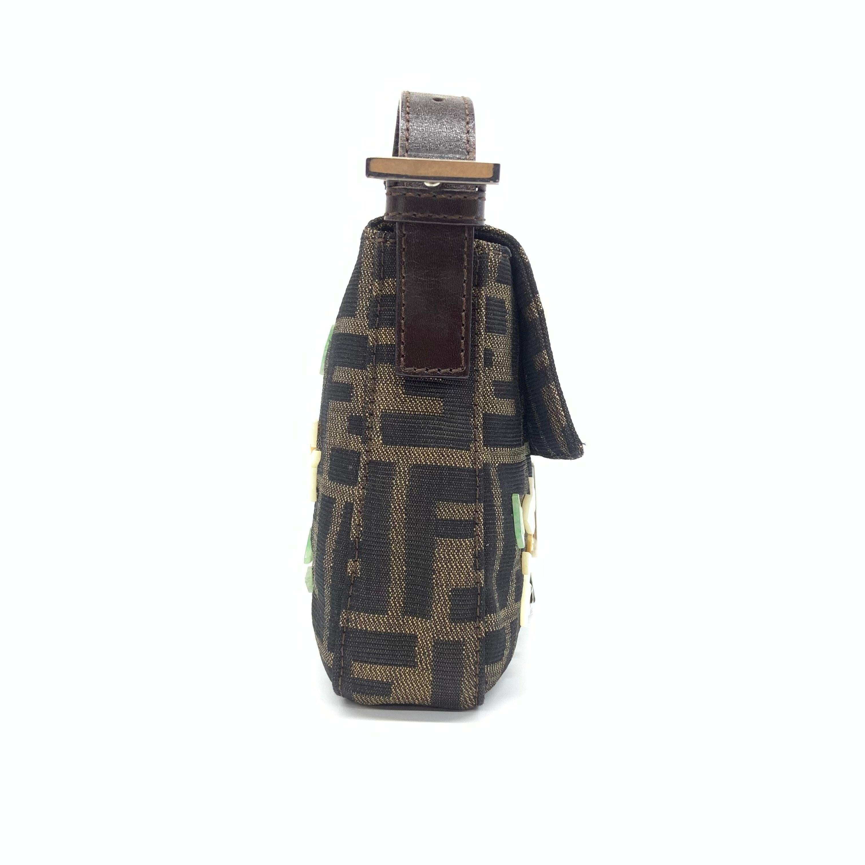 Fendi Baguette Zucca Monogram with Shell Floral Embroidery In Excellent Condition For Sale In AUBERVILLIERS, FR