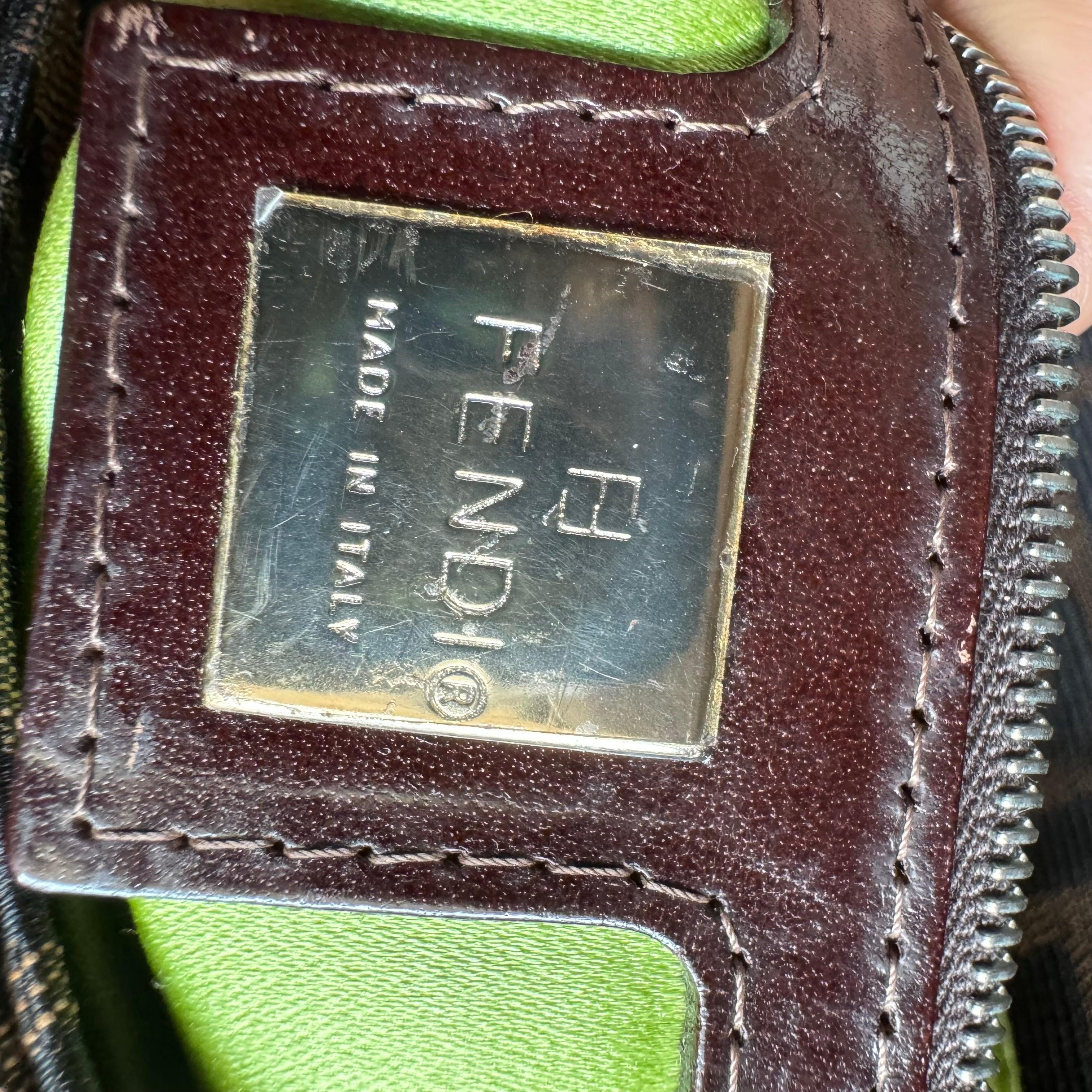 Fendi Baguette Zucca Monogram with Straw Floral Embroidery For Sale 13