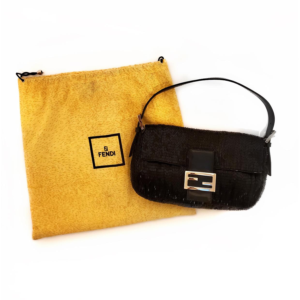 Fendi Beaded Black Baguette Handbag In Good Condition In Columbia, MO