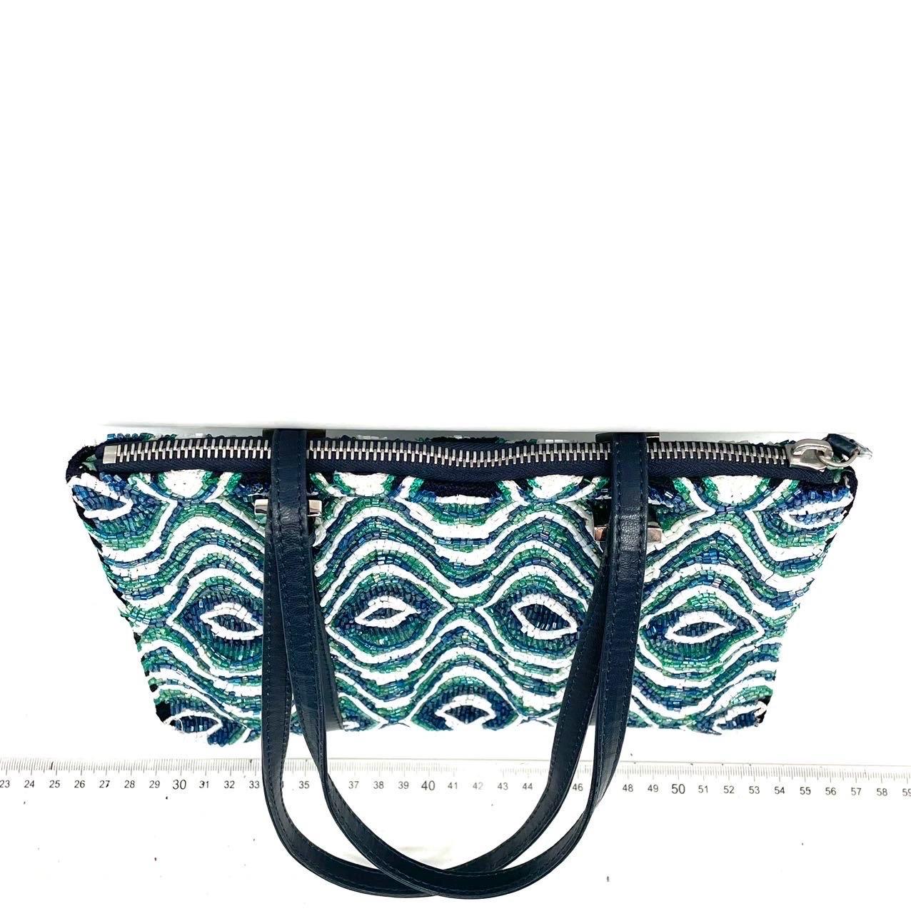 Sac à bandoulière perlé de Fendi Bleu Vert Greene Greene en vente 2
