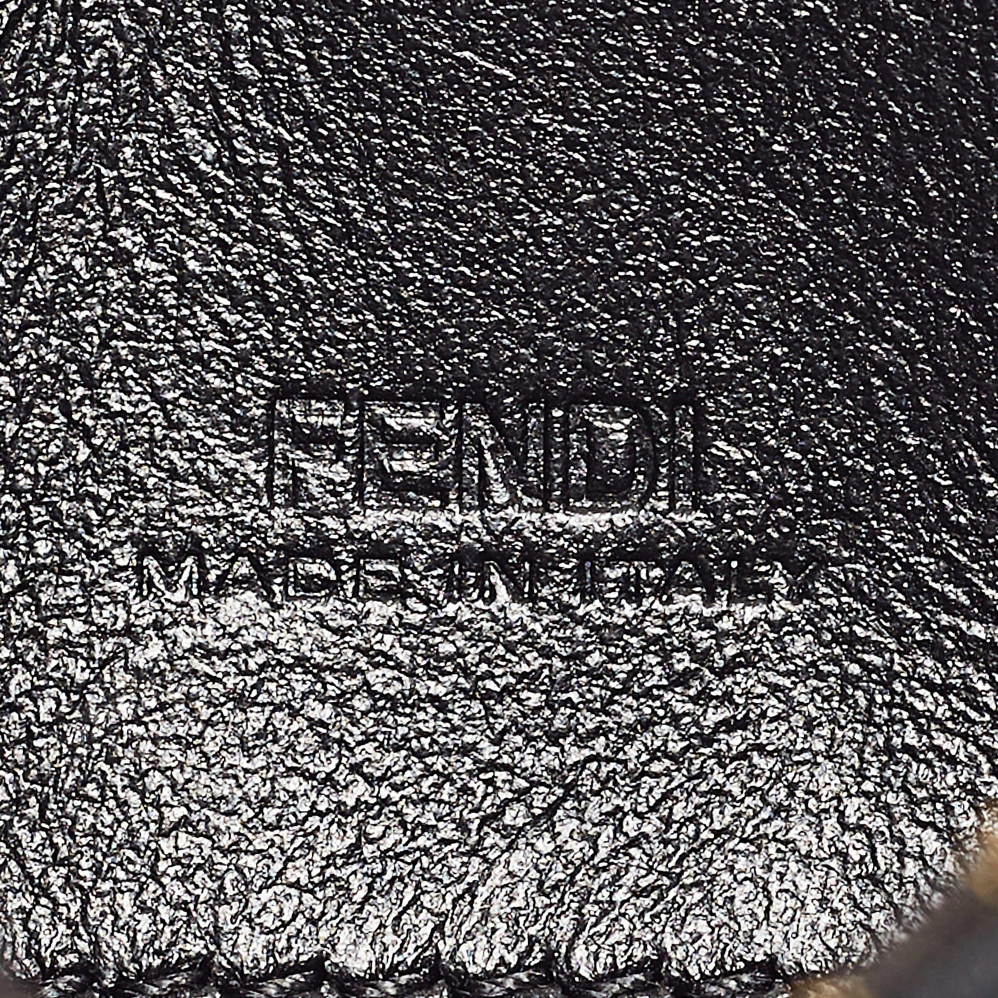 Fendi Beige/Black Raffia and Leather Nano Baguette Charm 7