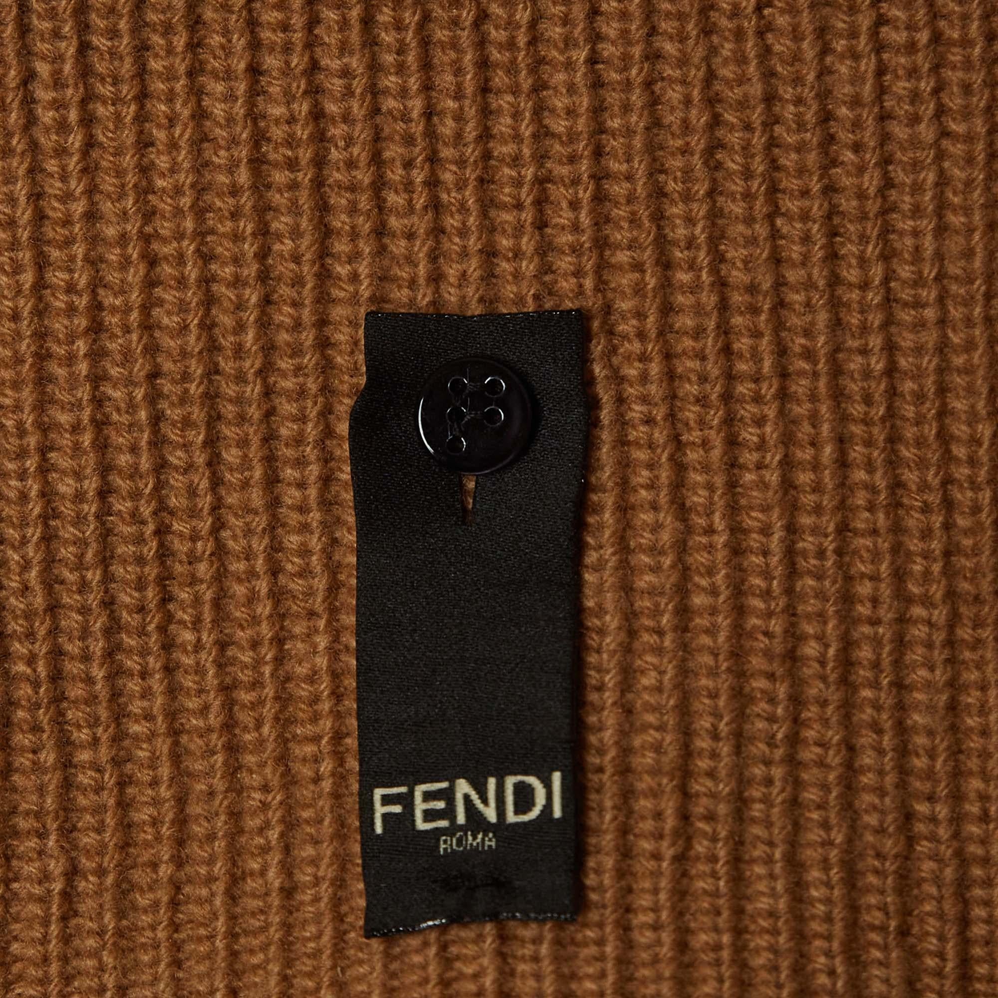 Fendi Beige/Black Rib Knit Applique Detail Double Zipper Sweater L In Excellent Condition For Sale In Dubai, Al Qouz 2