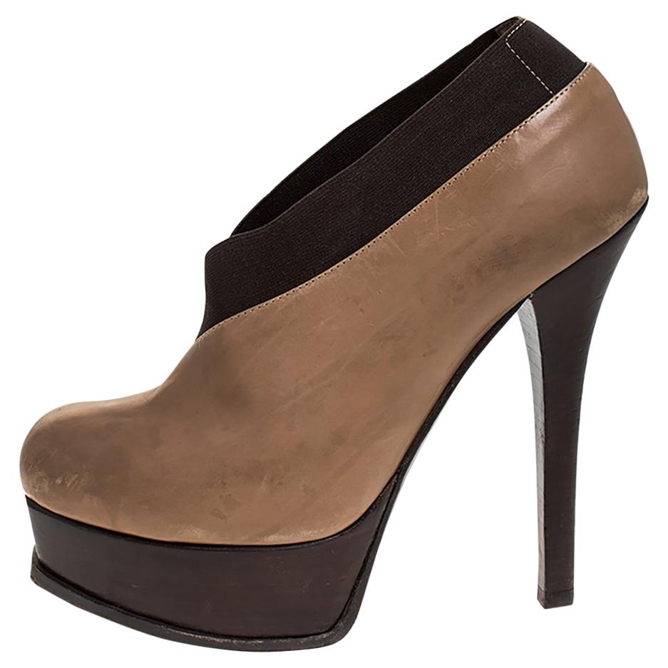 Fendi Beige/Brown Leather Fendista Faux-wrap Platform Ankle Booties Size 37 For Sale