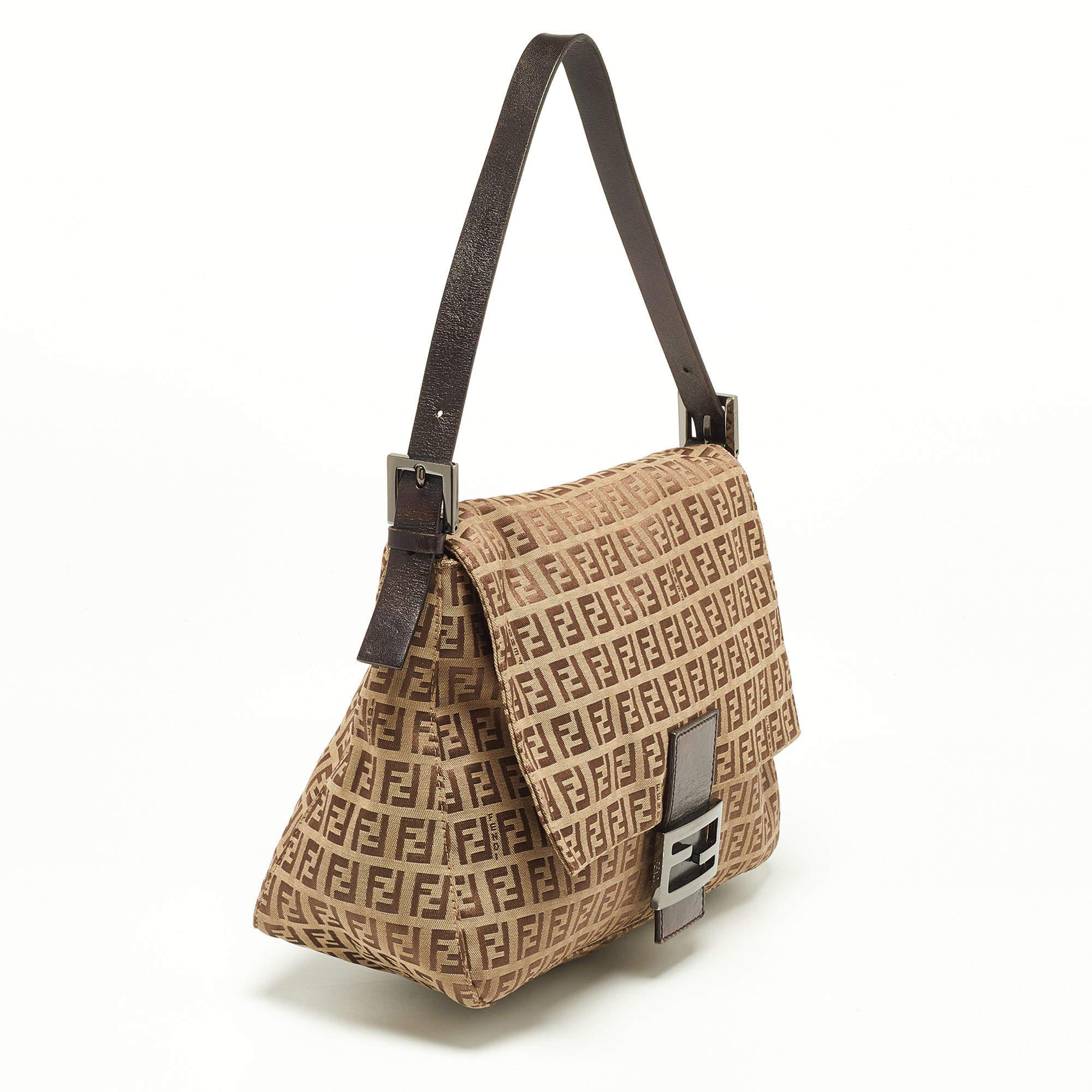 Fendi Beige/Brown Zucchino Canvas and Leather Mama Baguette Bag In Good Condition In Dubai, Al Qouz 2