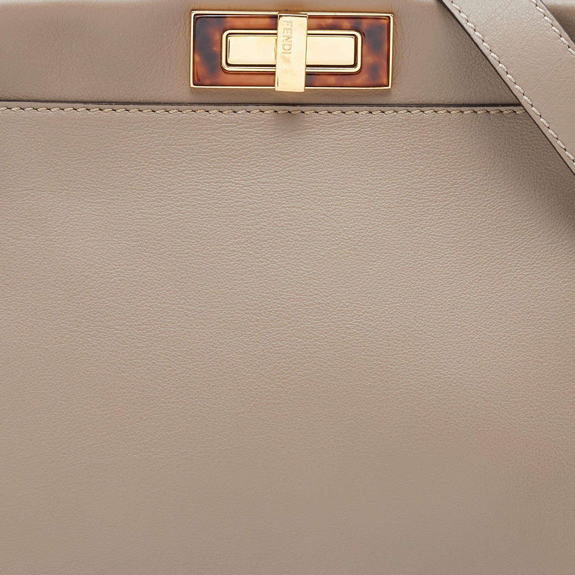 Fendi Beige Leather and Plexiglass Regular Peekaboo Top Handle Bag 5