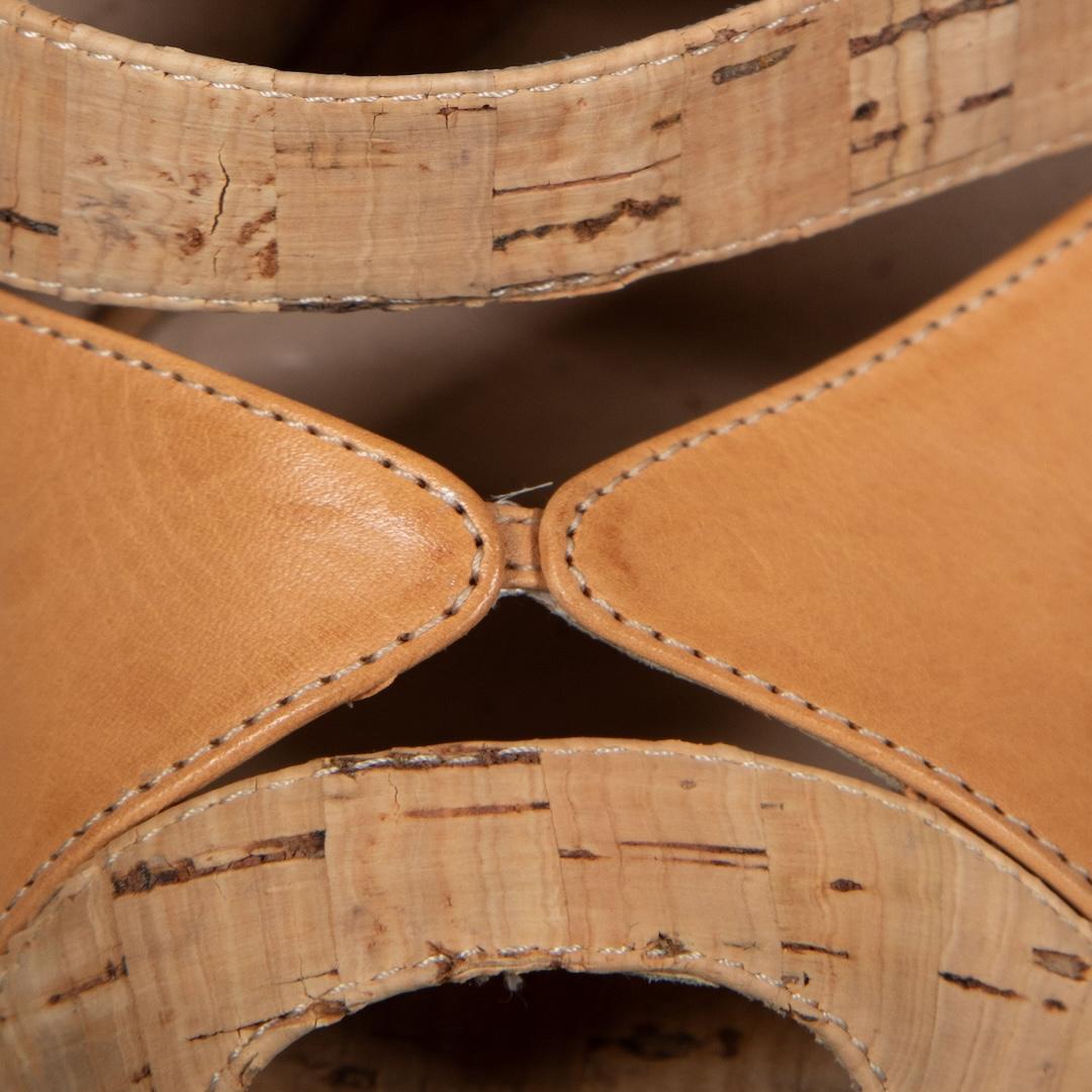 Sandales à talons en cuir et liège beige Fendi, taille IT 39 Pour femmes en vente