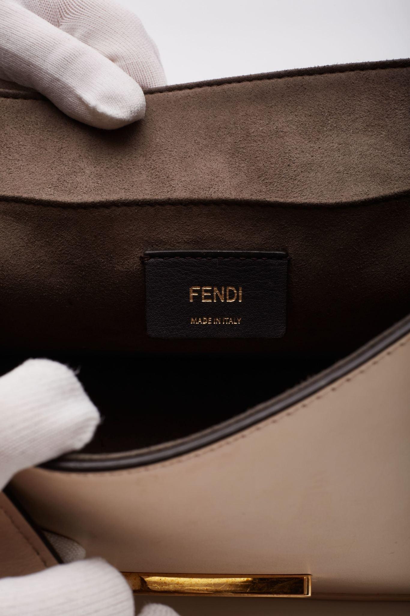 Fendi Beige Leather Kan F Logo Shoulder Bag For Sale 6