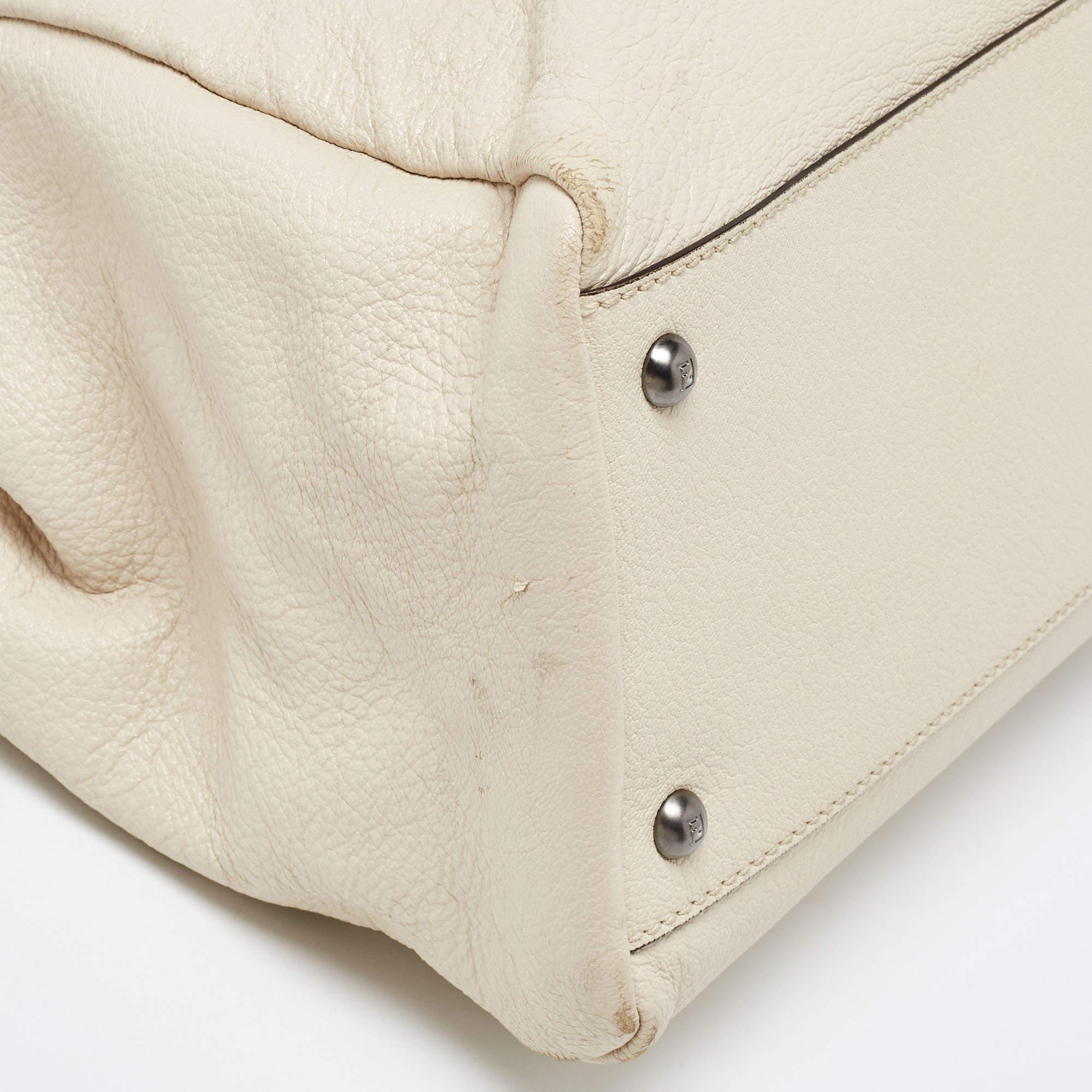 Fendi Beige Leather Large Peekaboo Top Handle Bag For Sale 5