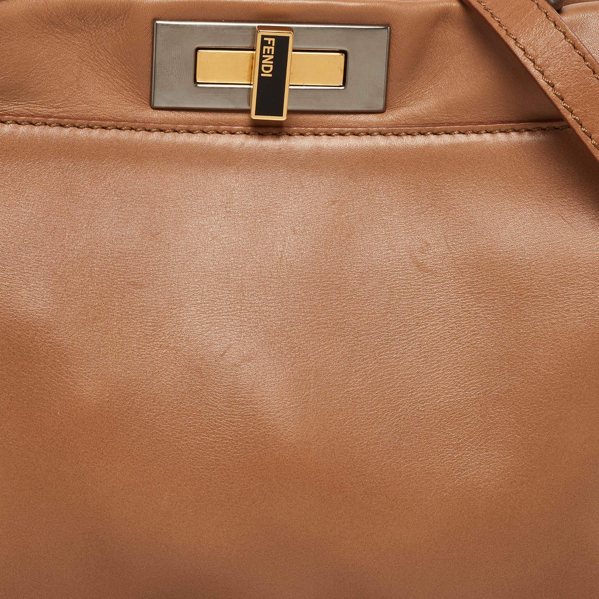 Women's Fendi Beige Leather Medium Peekaboo Top Handle Bag