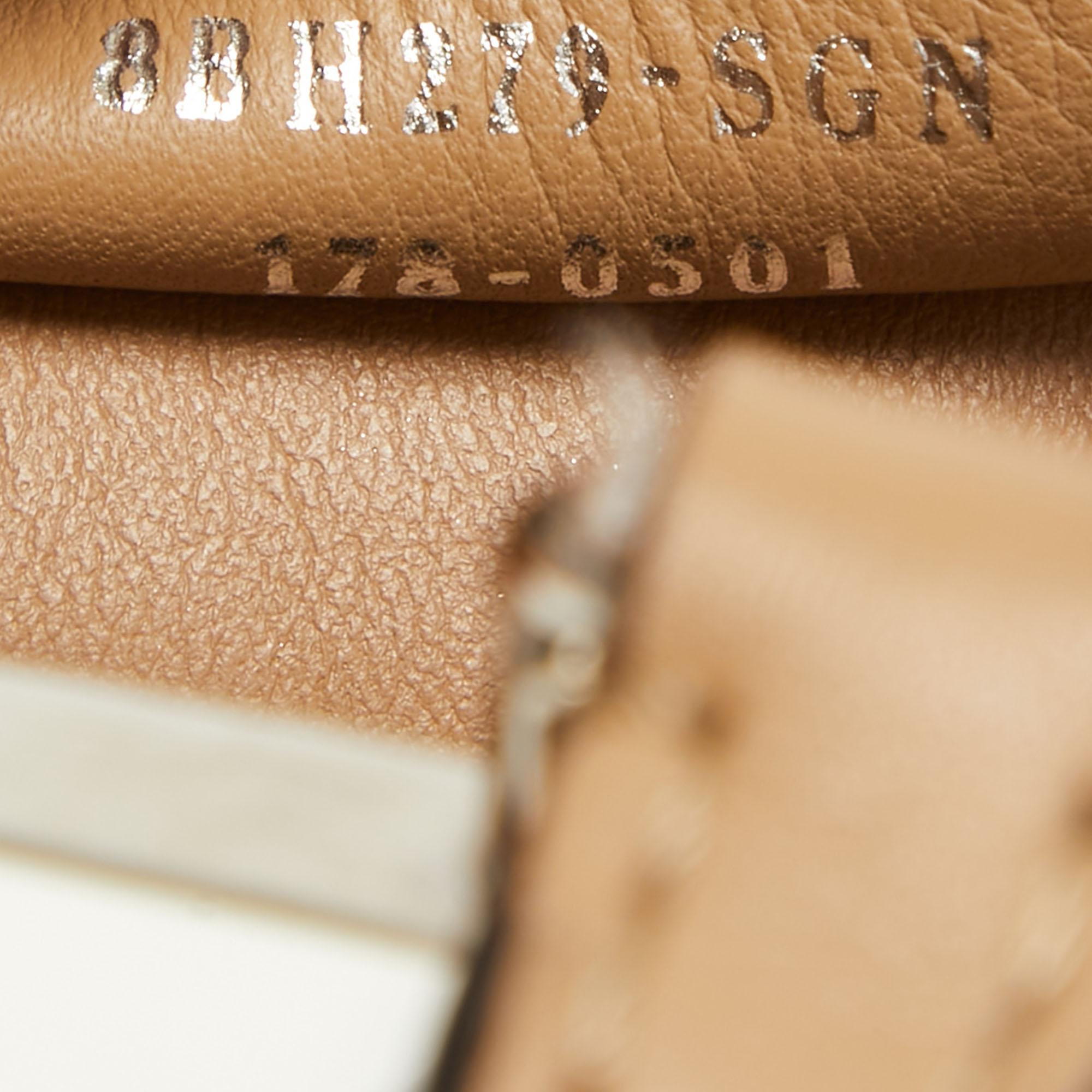Fendi Beige Leather Medium Studded 3Jours Tote For Sale 5
