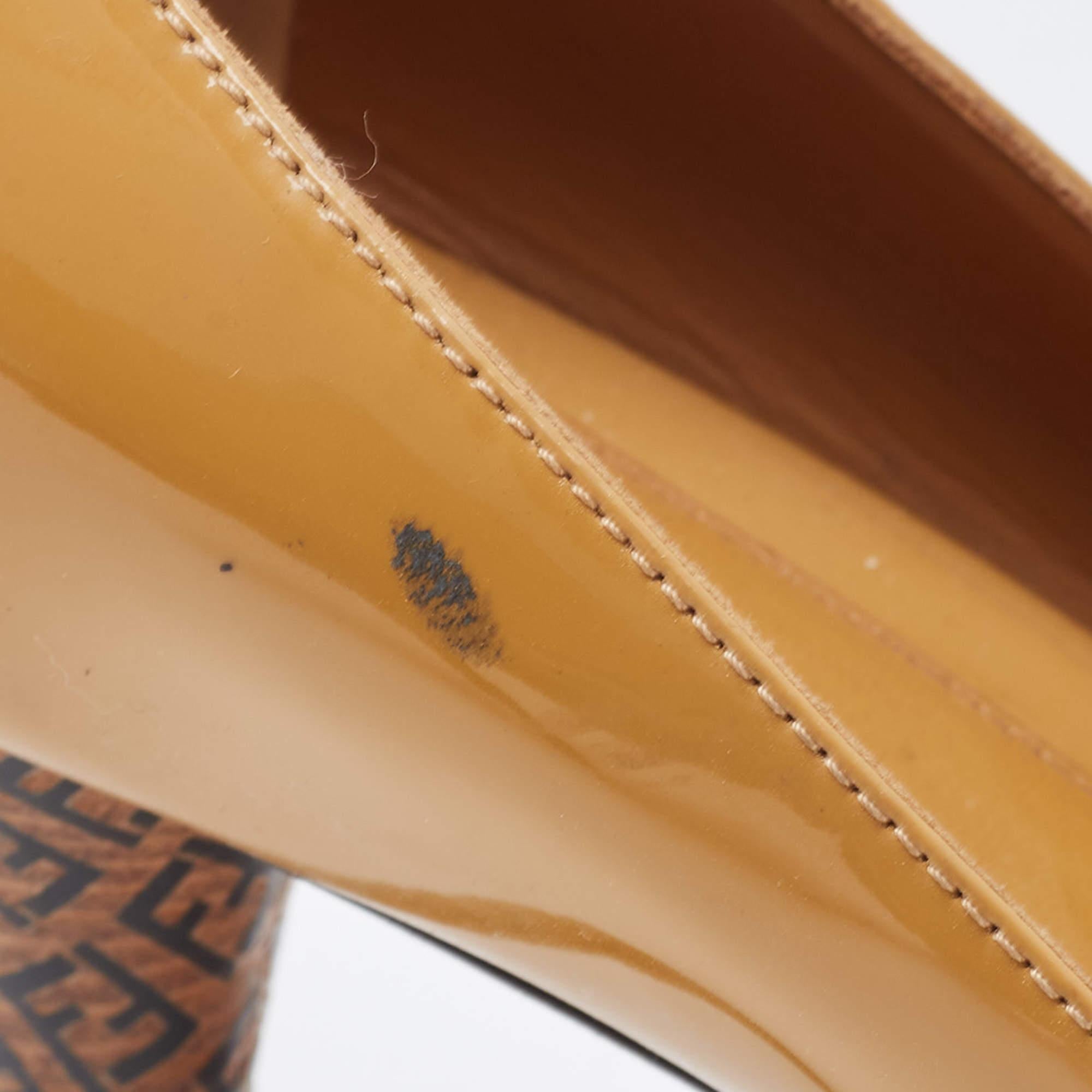 Fendi Beige Patent Leather Zucca Heel Peep Toe Pumps Size 37 For Sale 6
