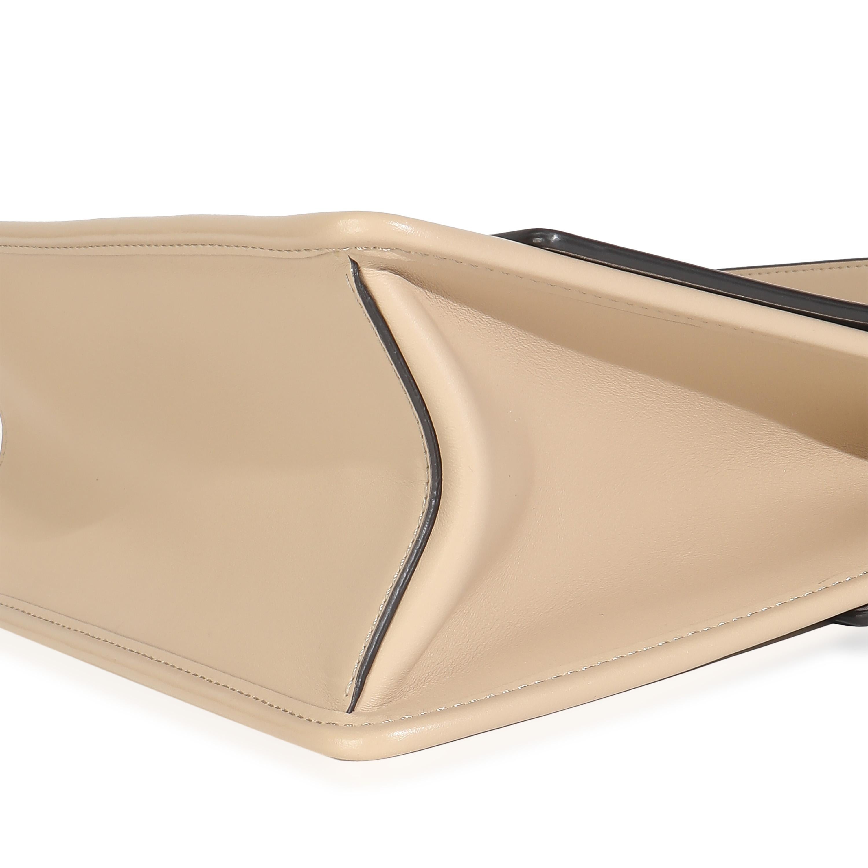 Fendi Beige Vitello Century Opaco F is Fendi Kan I Borsa a tracolla in vendita 2