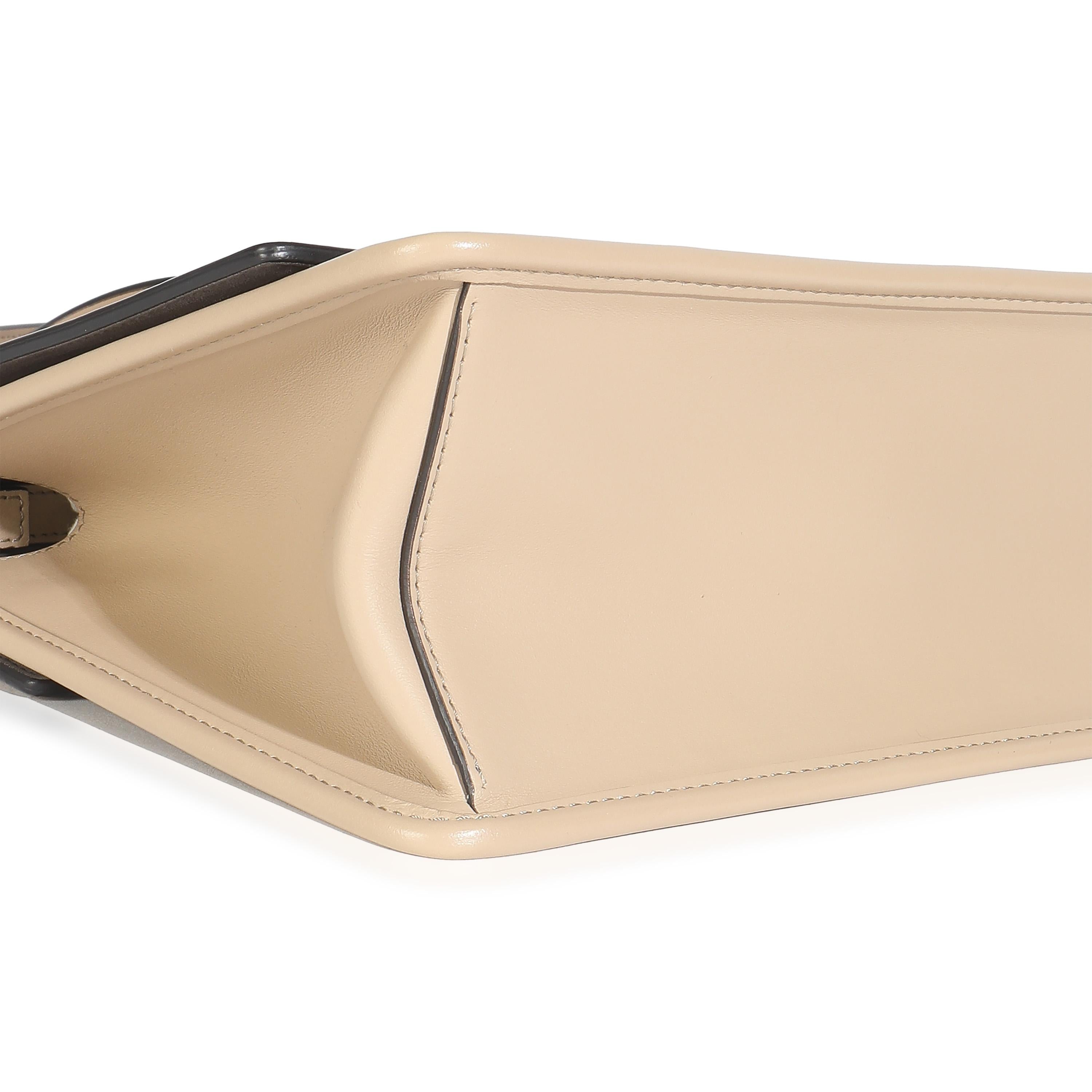 Fendi Beige Vitello Century Opaco F is Fendi Kan I Borsa a tracolla in vendita 3