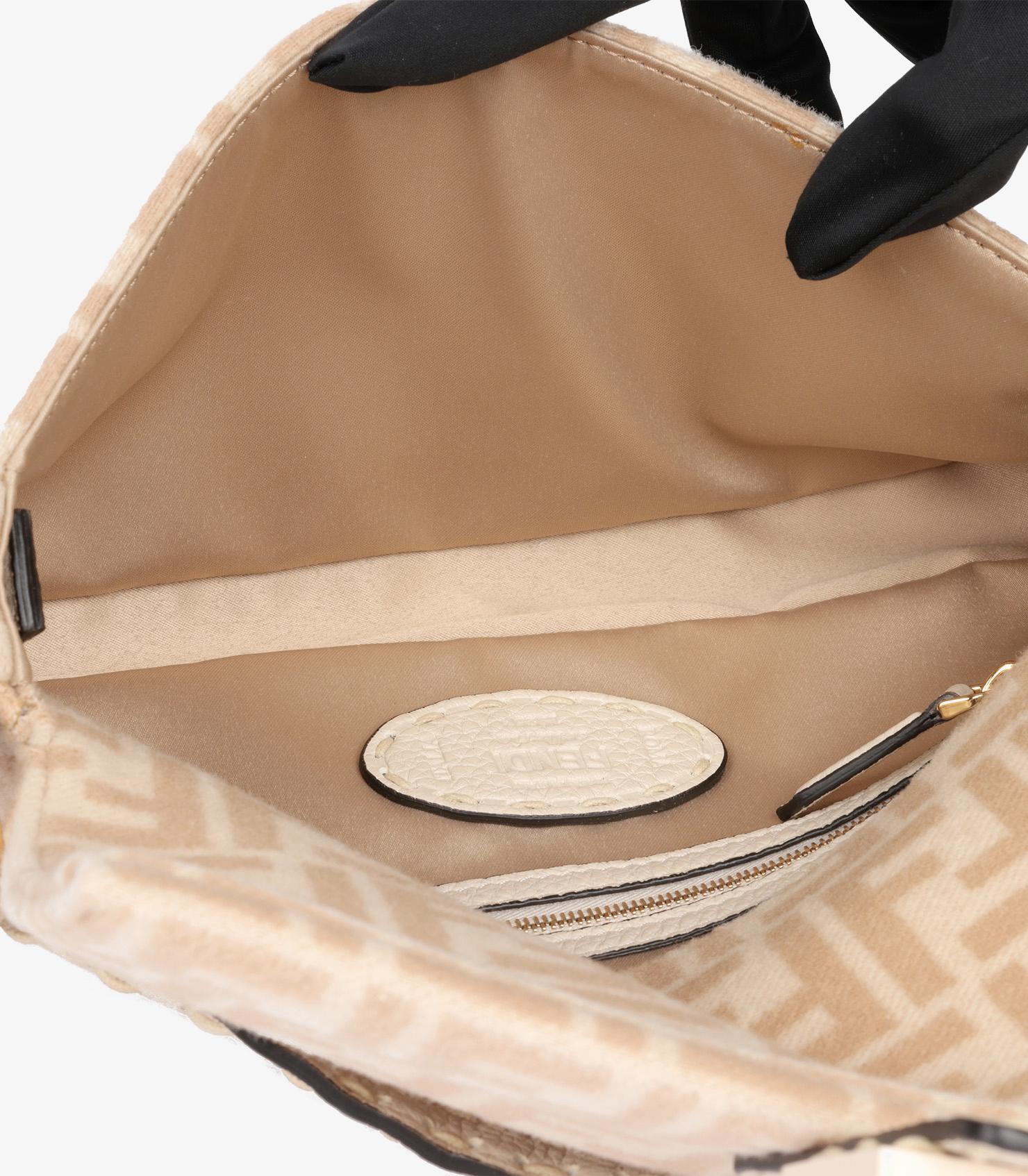 Fendi Beige Wool & Cream Calfskin Leather Baguette Shoulder Bag For Sale 7