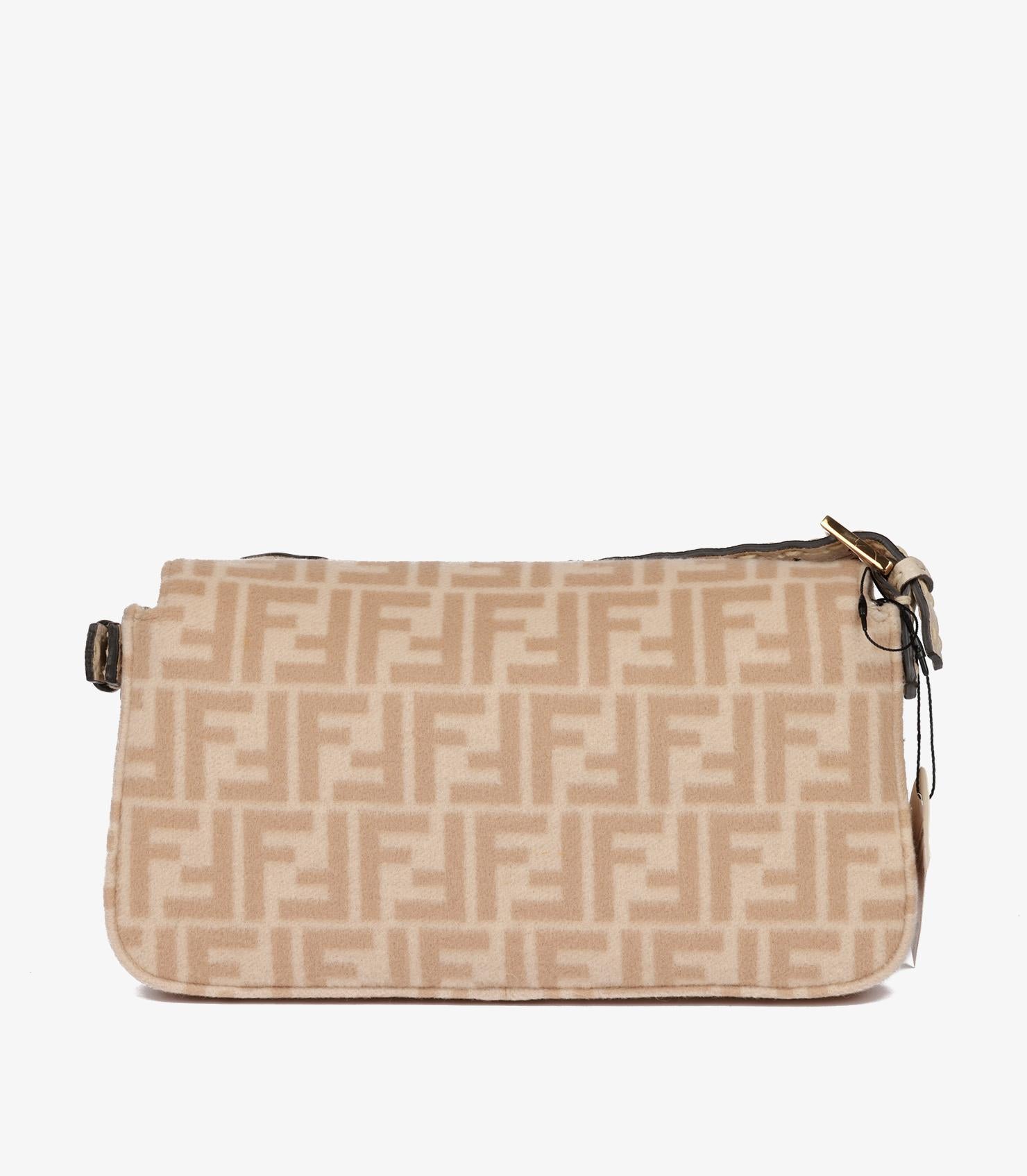 Fendi Beige Wool & Cream Calfskin Leather Baguette Shoulder Bag en venta 2