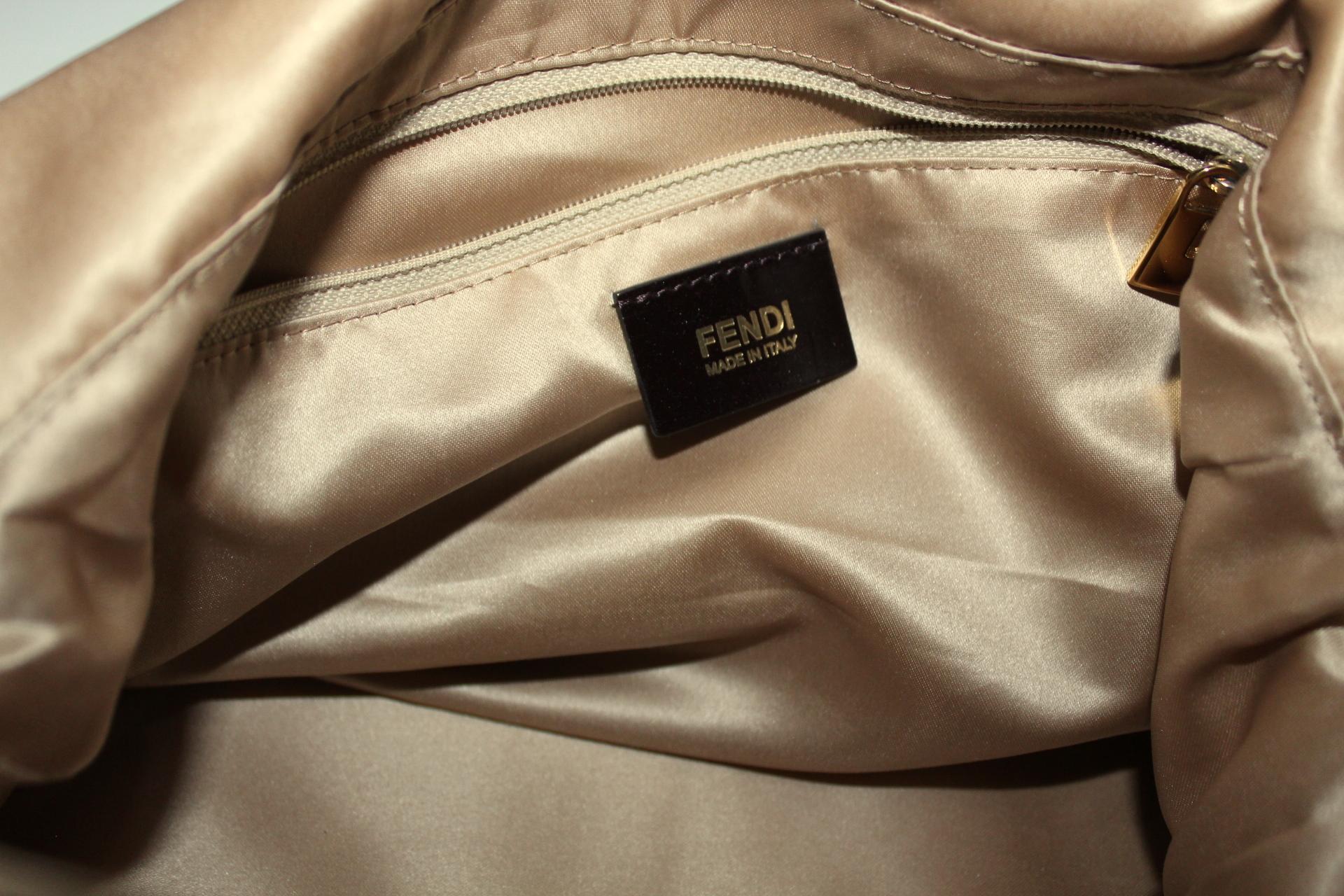 Fendi Big Mama Leather Shoulder Bag In Excellent Condition In Torre Del Greco, IT