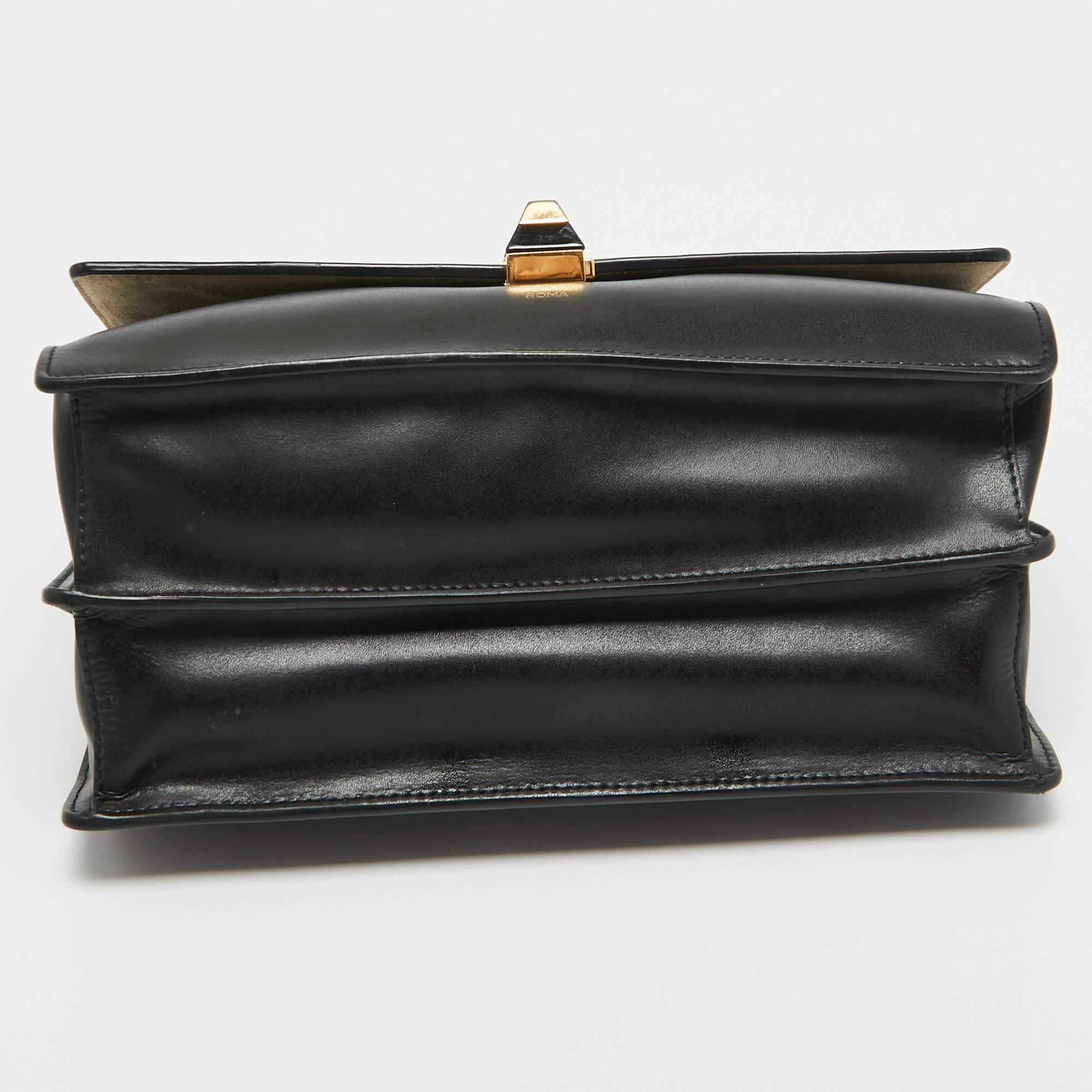 Fendi Black/Brown FF Leather Medium Kan I Shoulder Bag In Good Condition In Dubai, Al Qouz 2