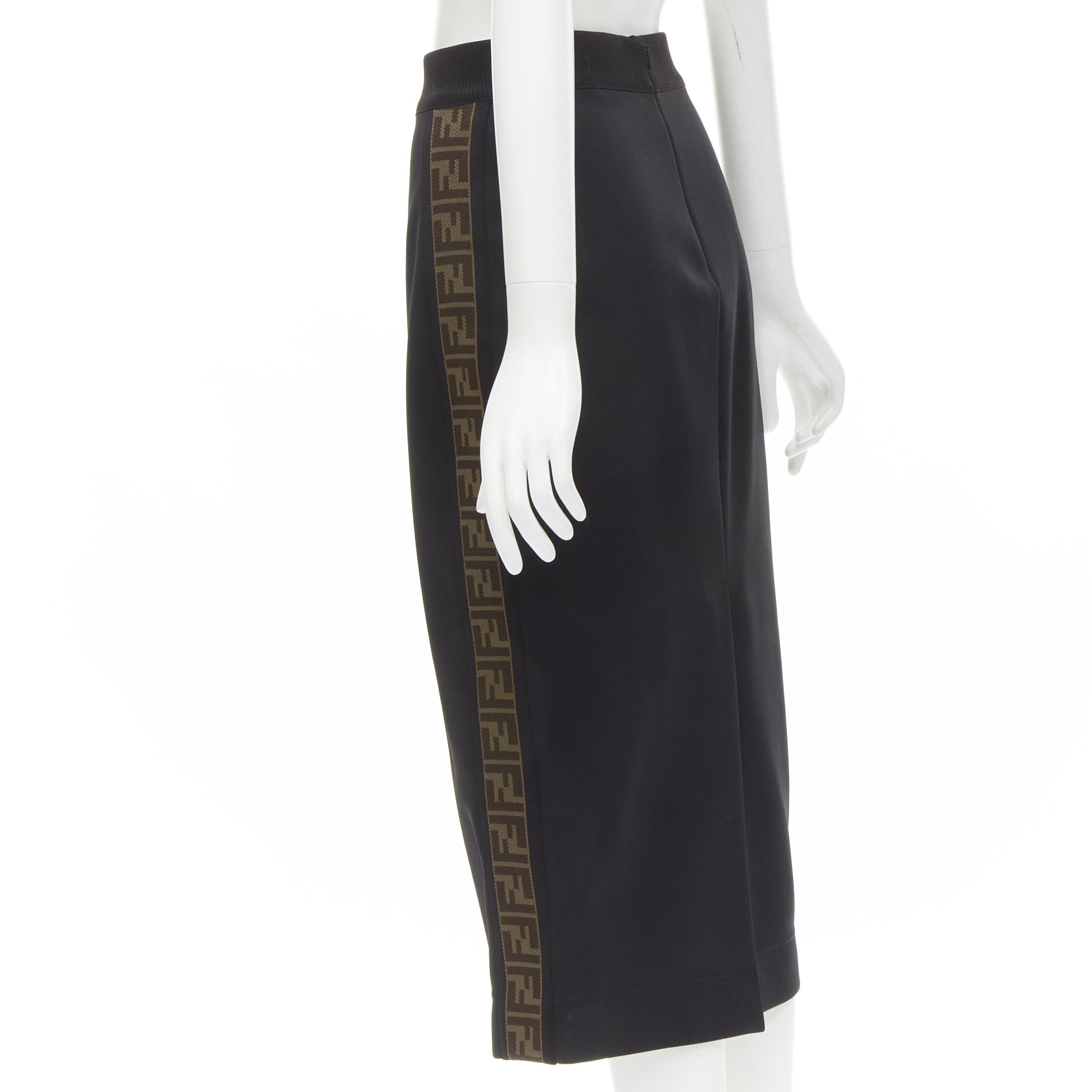 Women's FENDI black brown FF Zucca monogram trim knee length skirt IT42 M For Sale