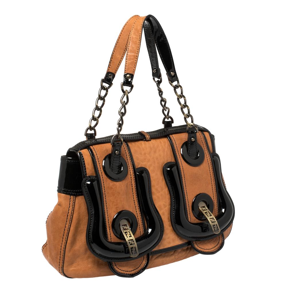 Fendi Black/Brown Patent and Leather B Shoulder Bag In Good Condition In Dubai, Al Qouz 2