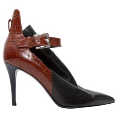 Fendi Black & Brown Pointed-Toe Buckle Booties