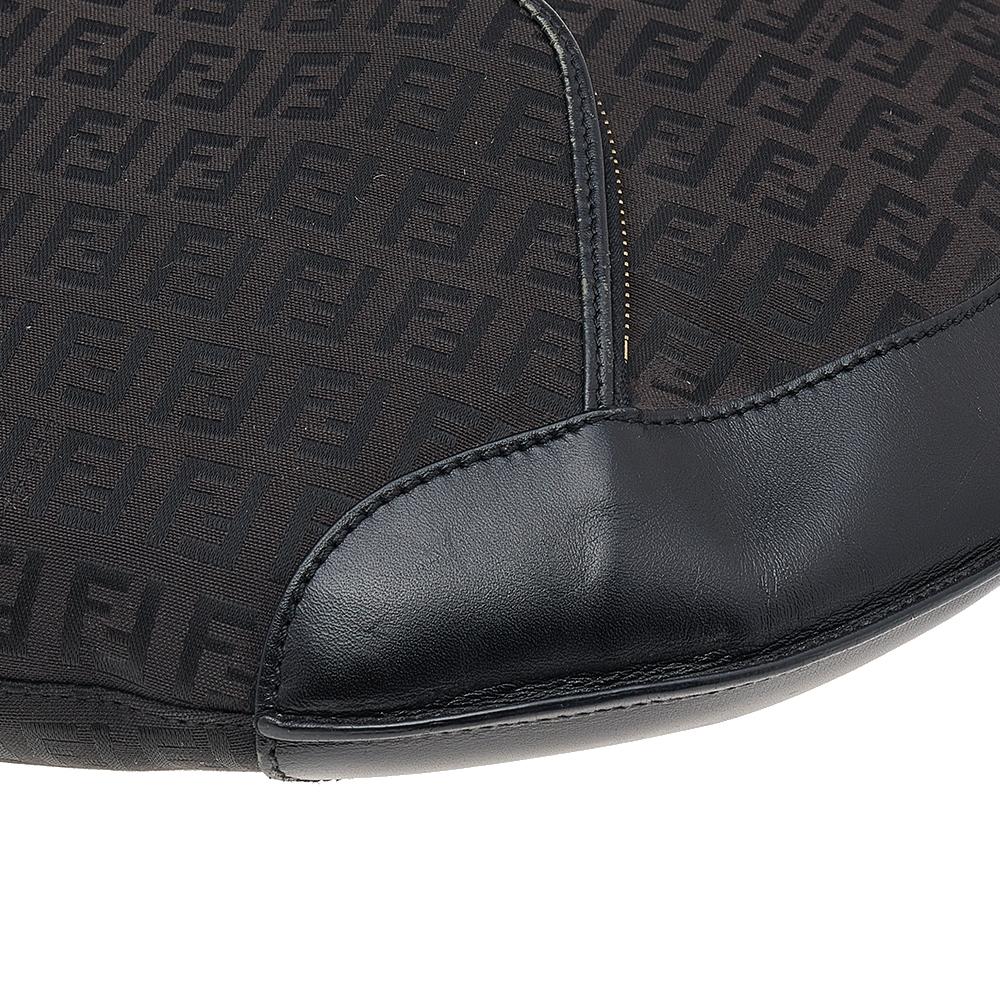 Nero Fendi Hobo da chef tascabile in tela e pelle nera/marrone Zucchino
